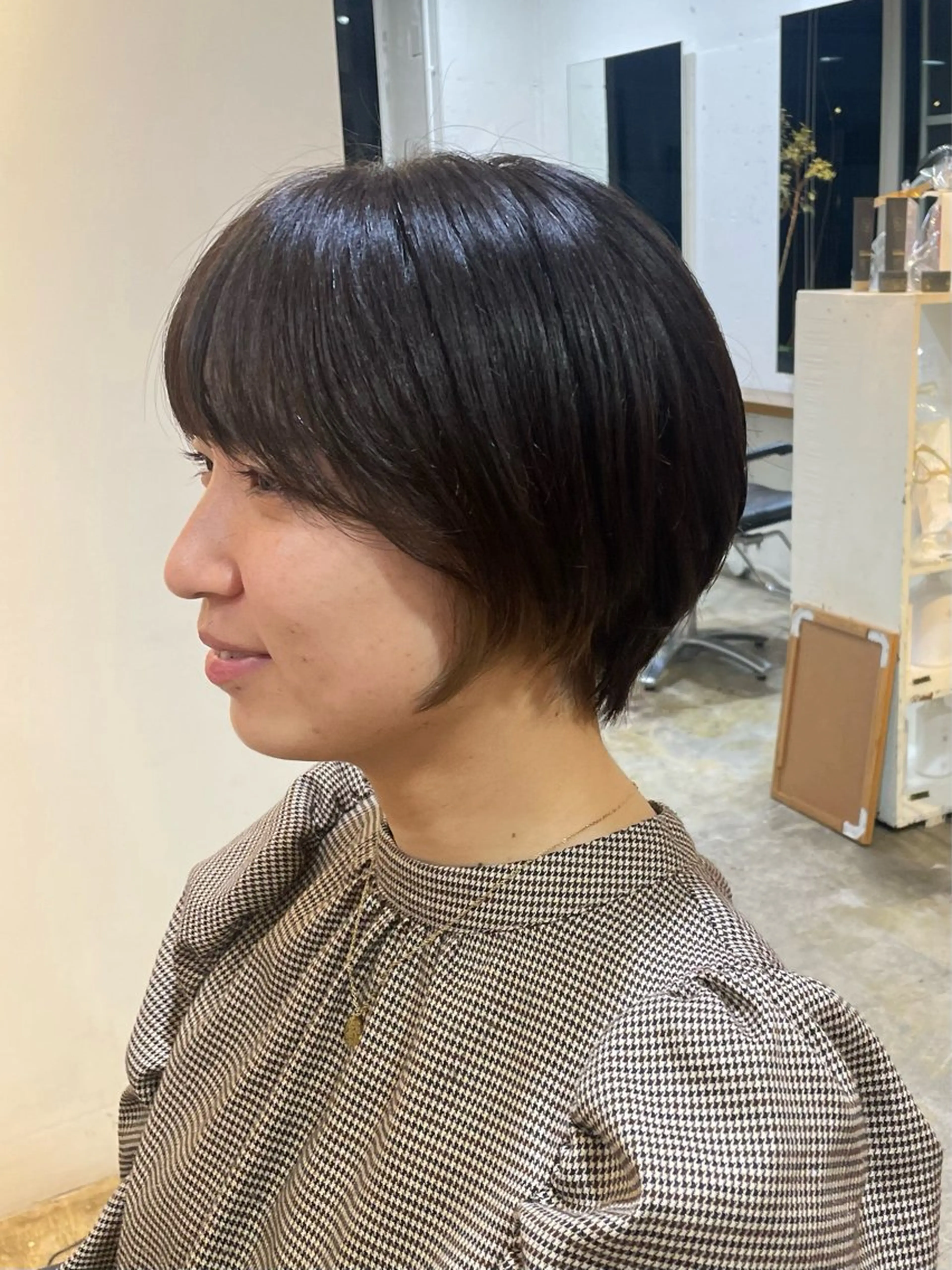 ショート カラー RIN／韓国ヘア レイヤーカットのヘアスタイル