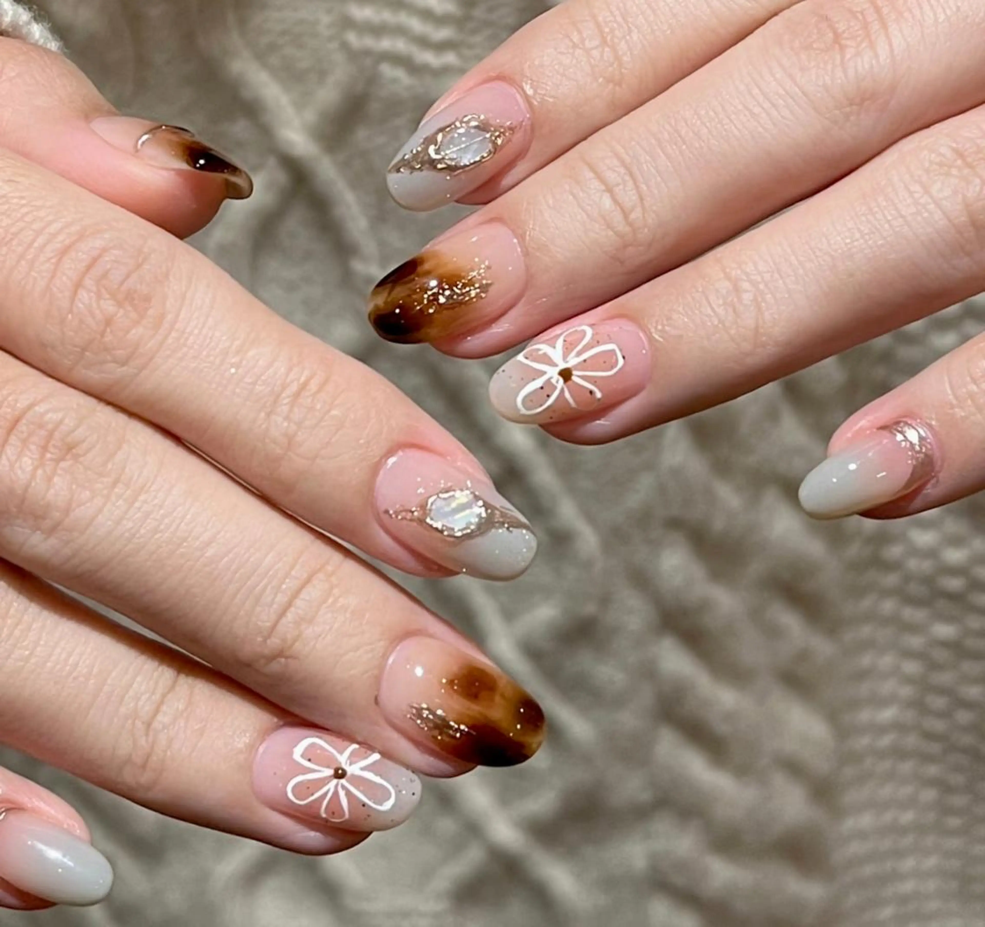 ネイル ハンドネイル 🎀 KiKi_nailのネイルデザイン