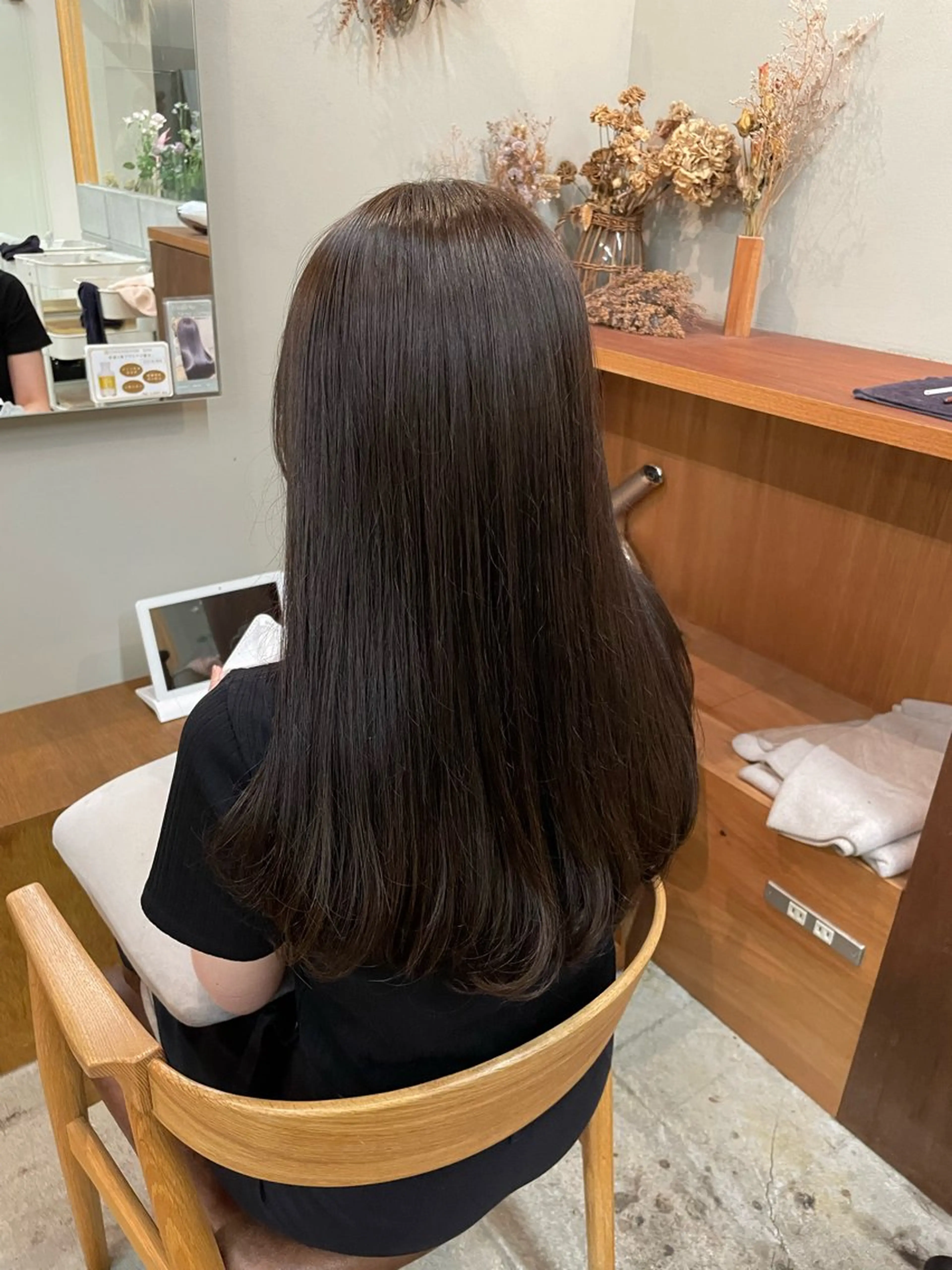 ロング カラー 山下 悠月のヘアスタイル