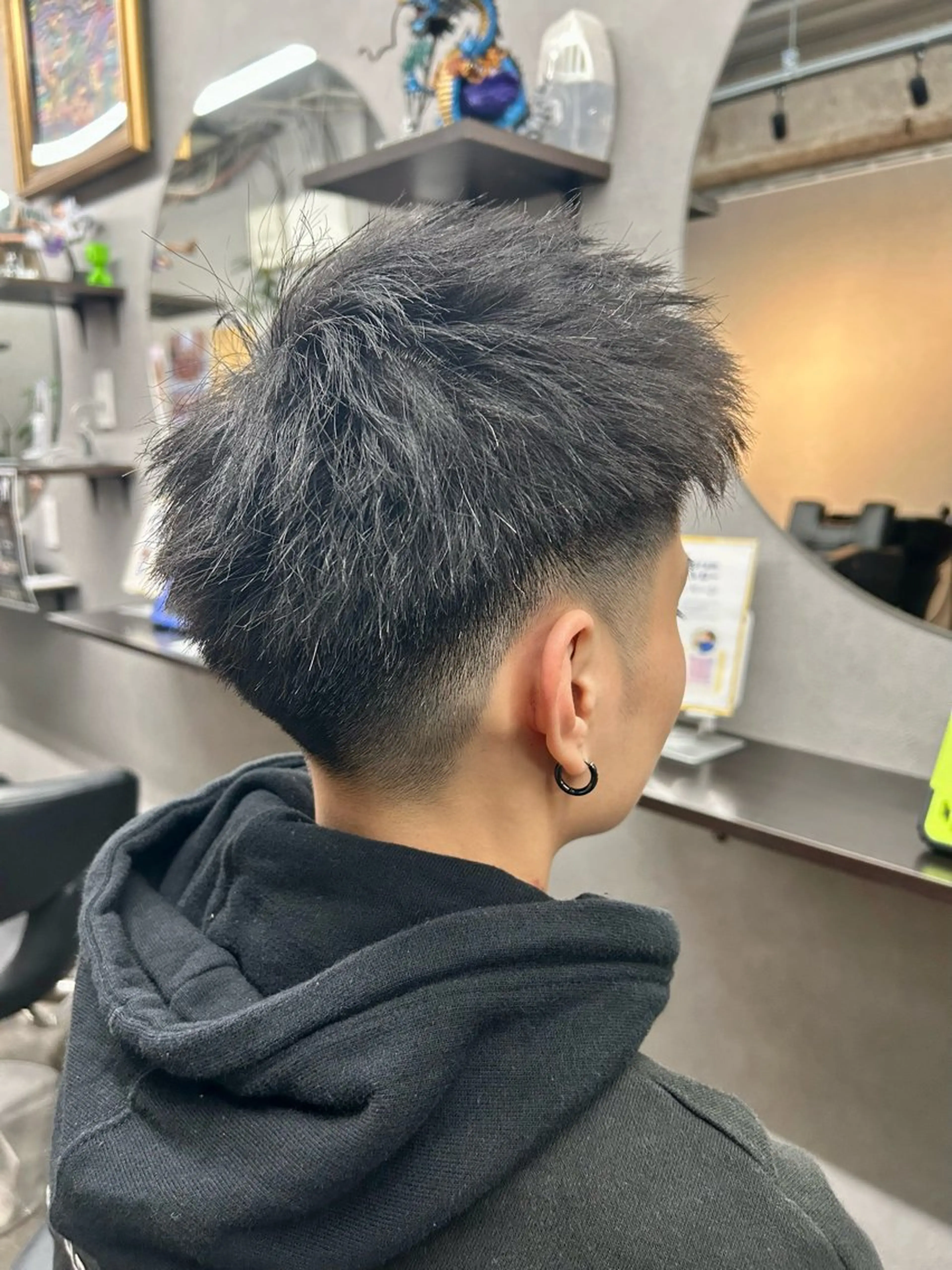 ショート メンズ カット ゲーマー美容師 KENTOのヘアスタイル