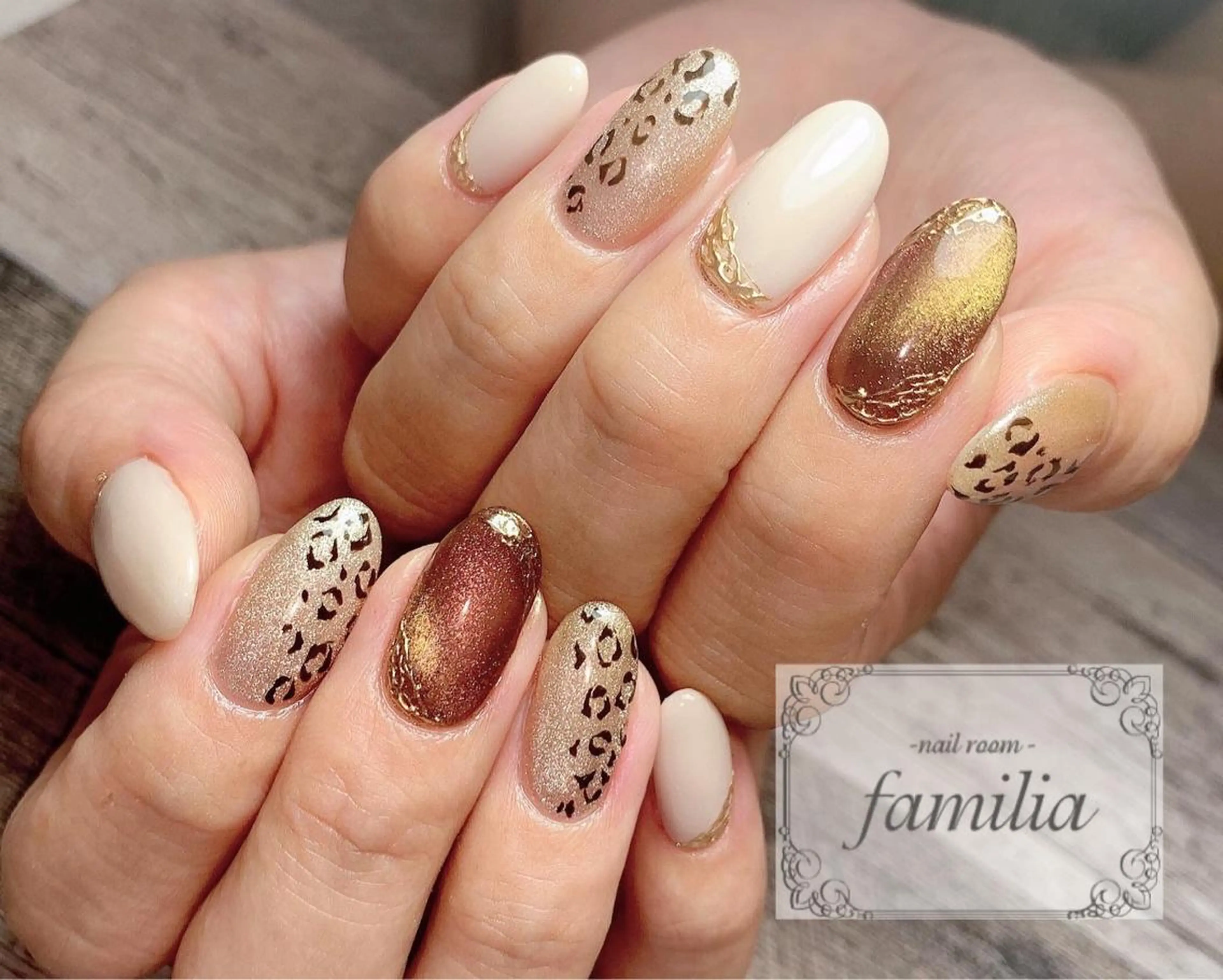 ネイル ハンドネイル -nailroom- familiaのネイルデザイン