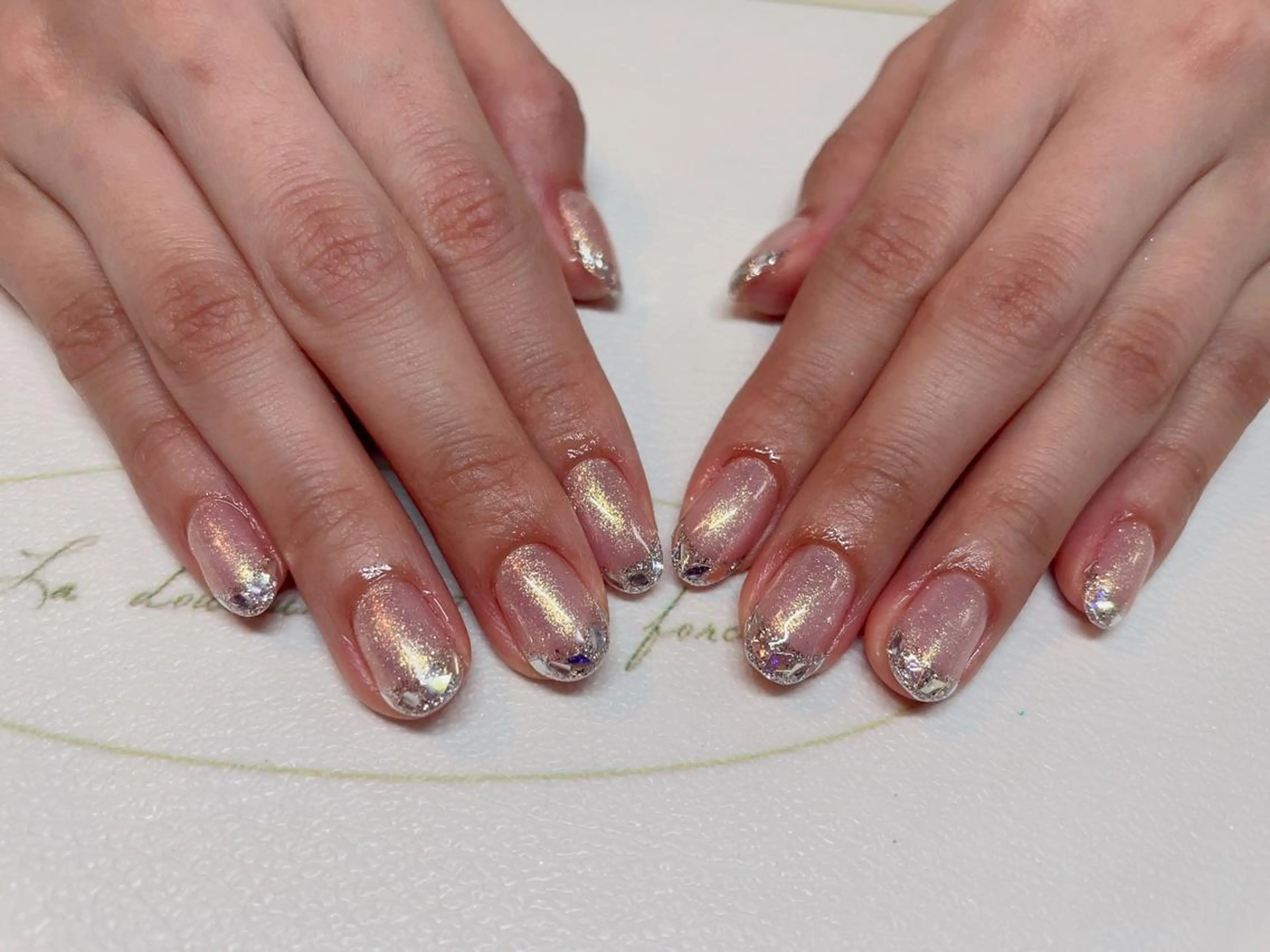 ネイル フレンチネイル ガラスフレンチ ハンドネイル エン Nail salonのネイルデザイン