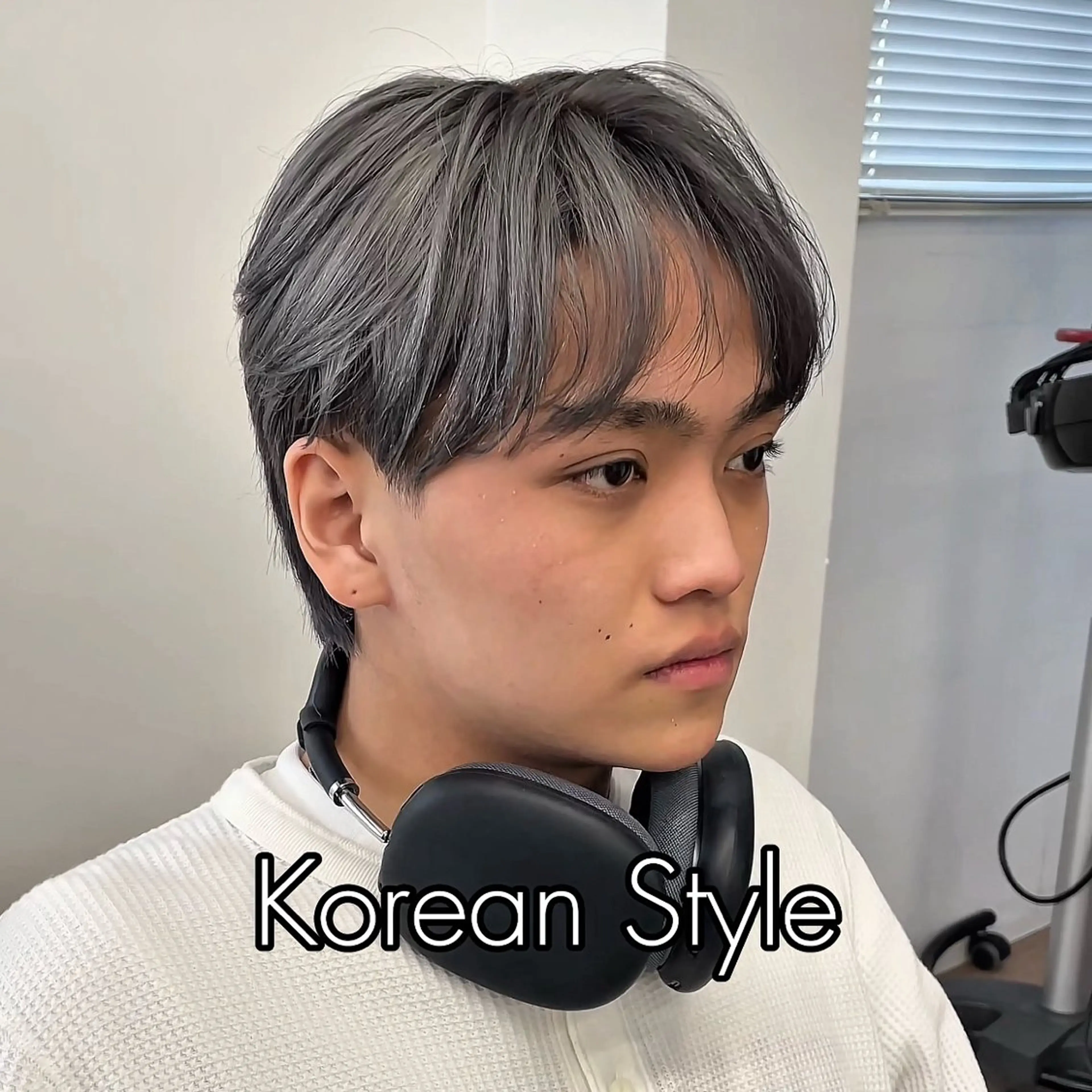 ショート ハイライト 韓国風ヘア レイヤーカット ショートヘア 縮毛矯正 🫧 下島友弥 【メンズ特化美容師】のヘアスタイル