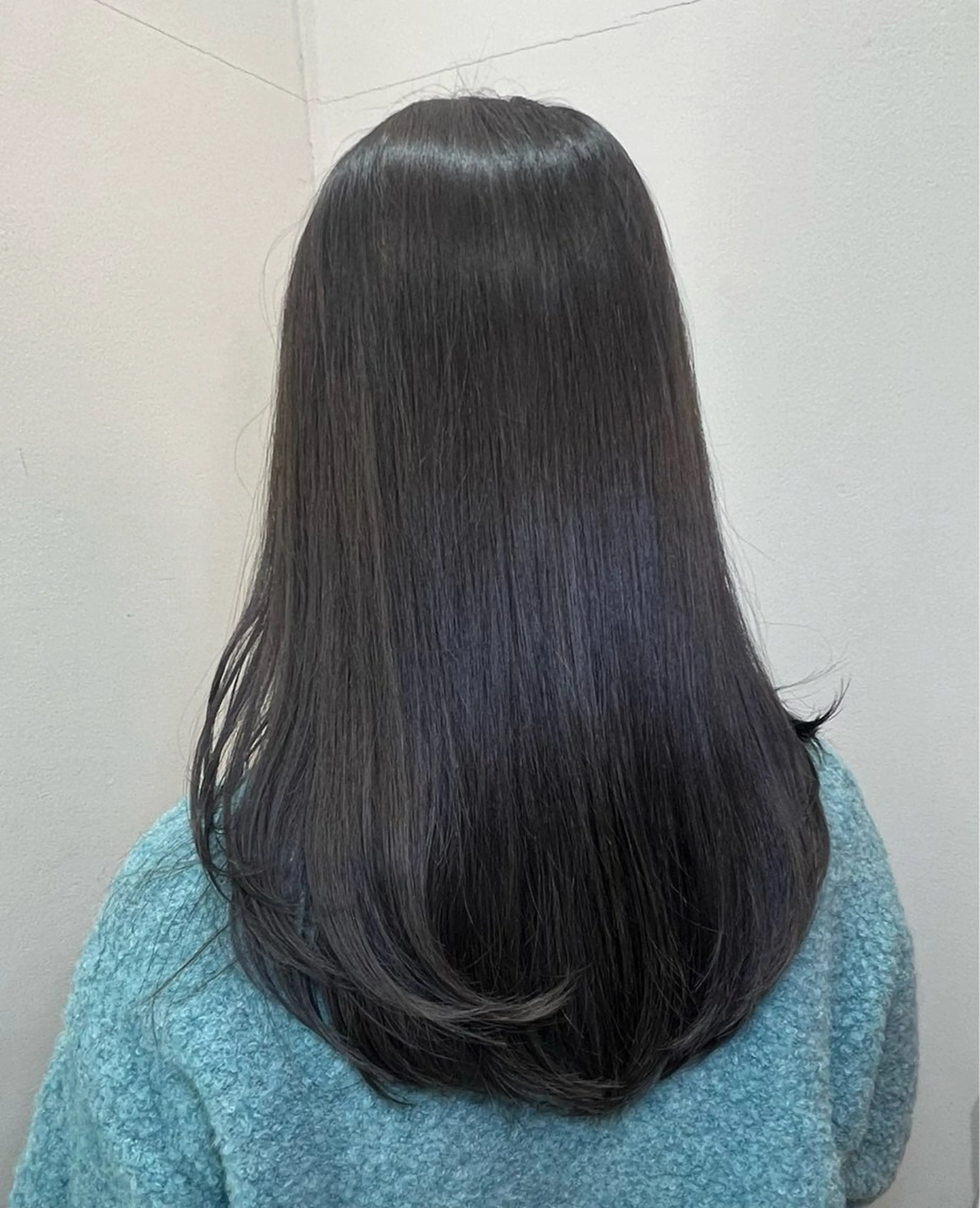 ロング 顔周りカット レイヤーカット ローレイヤー 皆川 優奈のヘアスタイル