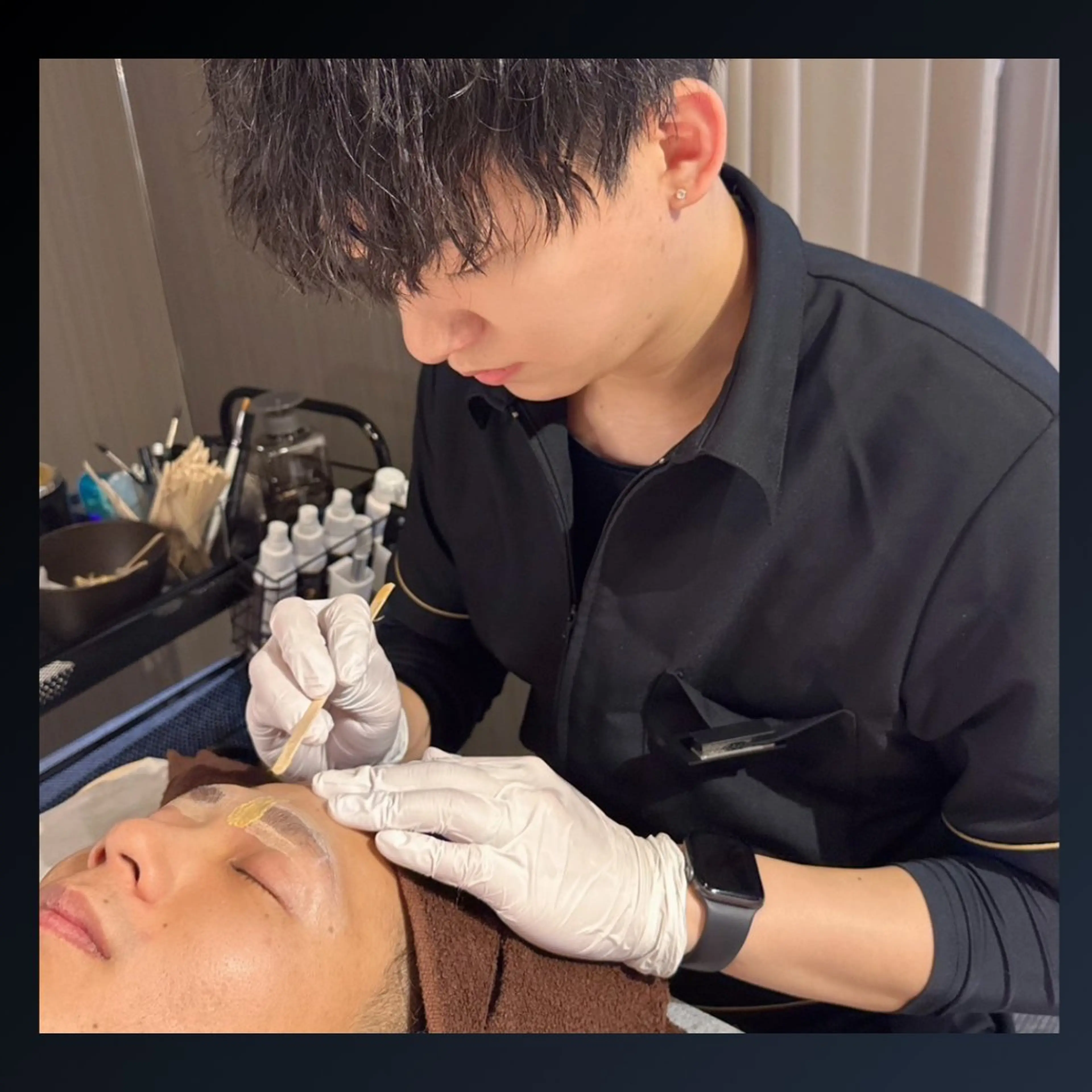 メンズ アイブロウ 眉毛ワックス脱毛 Grast所属・脱毛＆眉毛サロン メンズ専用Grastのエステ・リラクイメージ