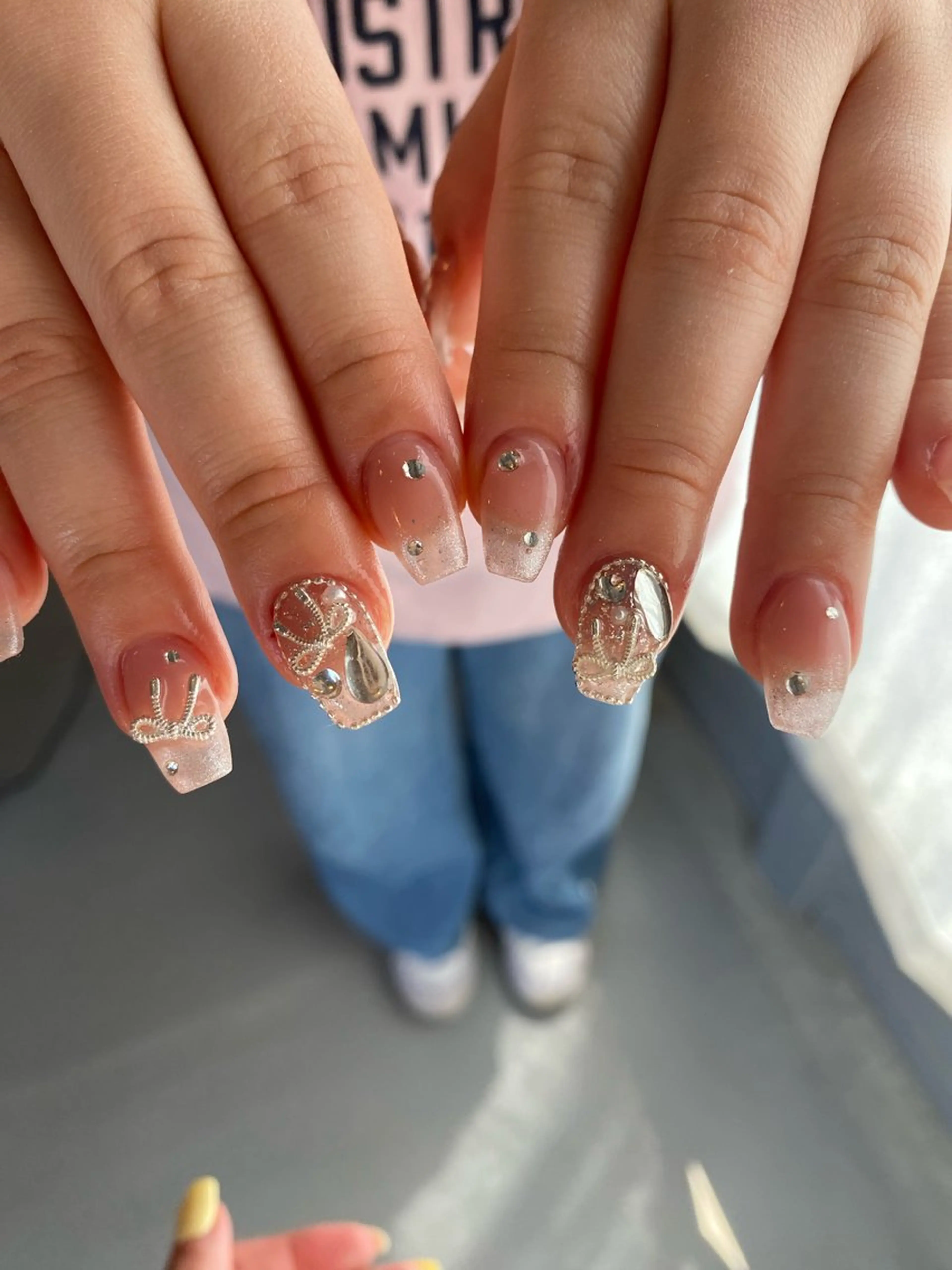 ネイル amunail所属・浦川 歩のネイルデザイン