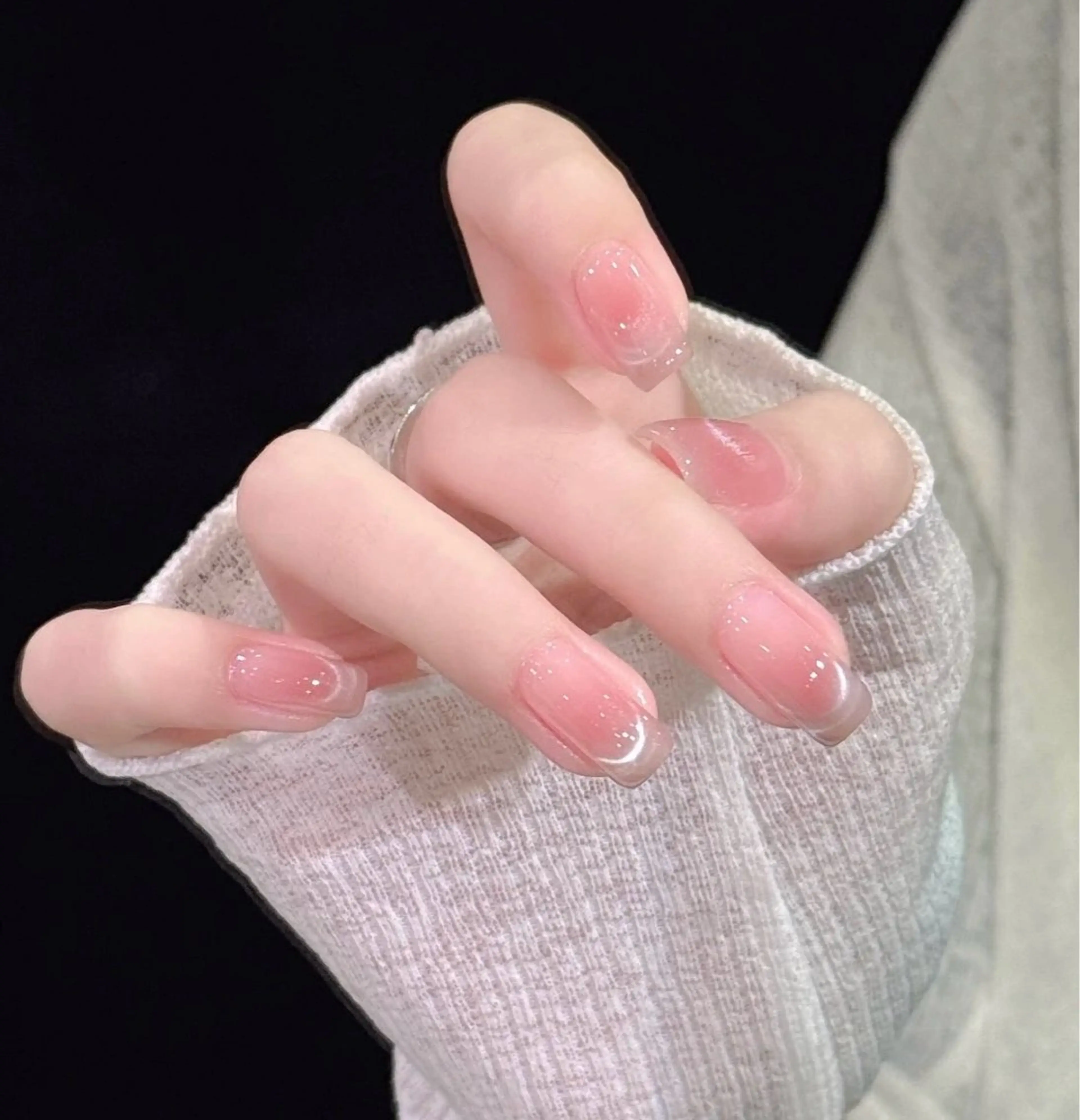 ハンド　チークマグネットフレンチ　オフなしの写真