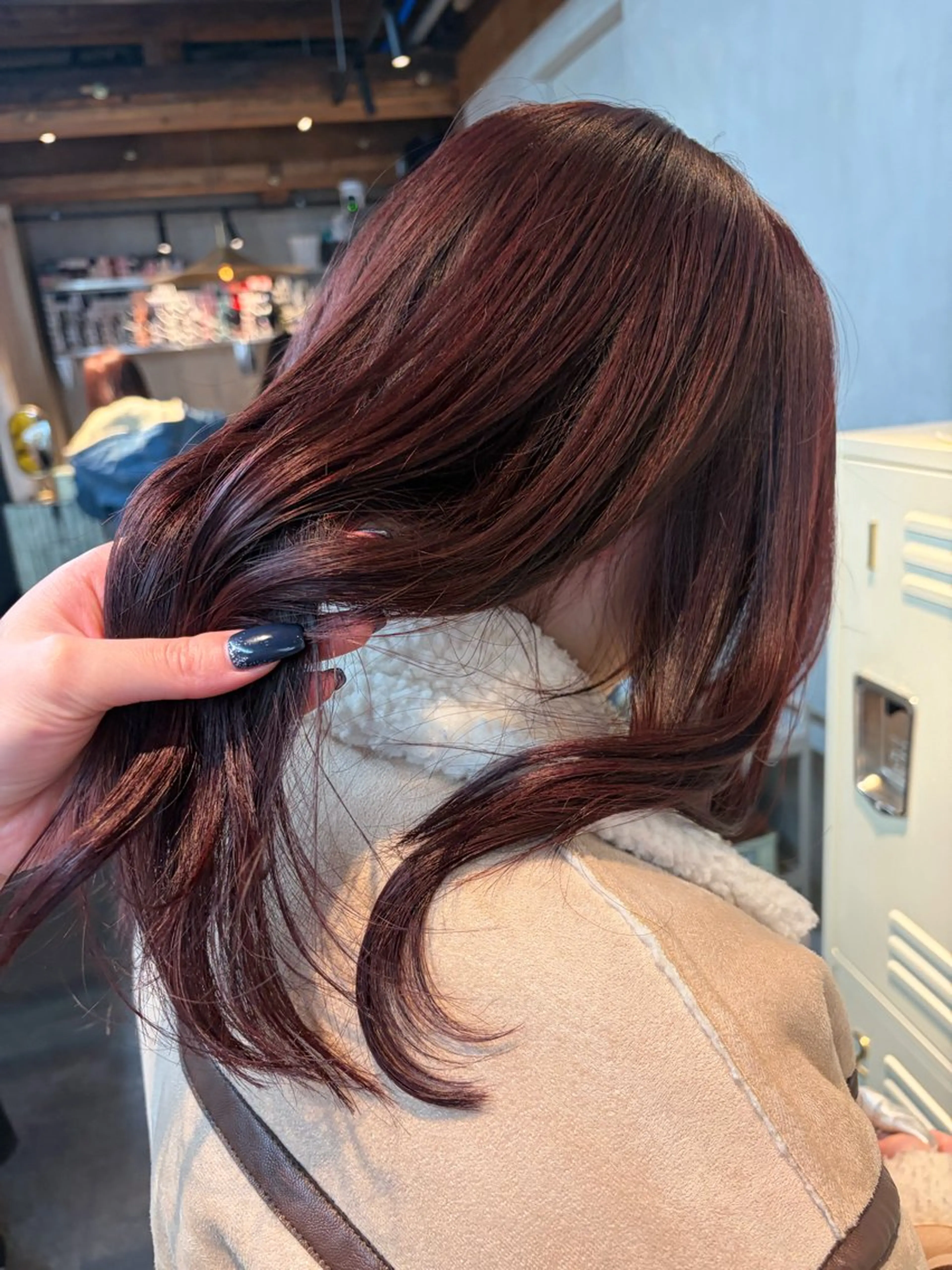 ミディアム パープルカラー カット ヘアカラー 三浦 ふたばのヘアスタイル