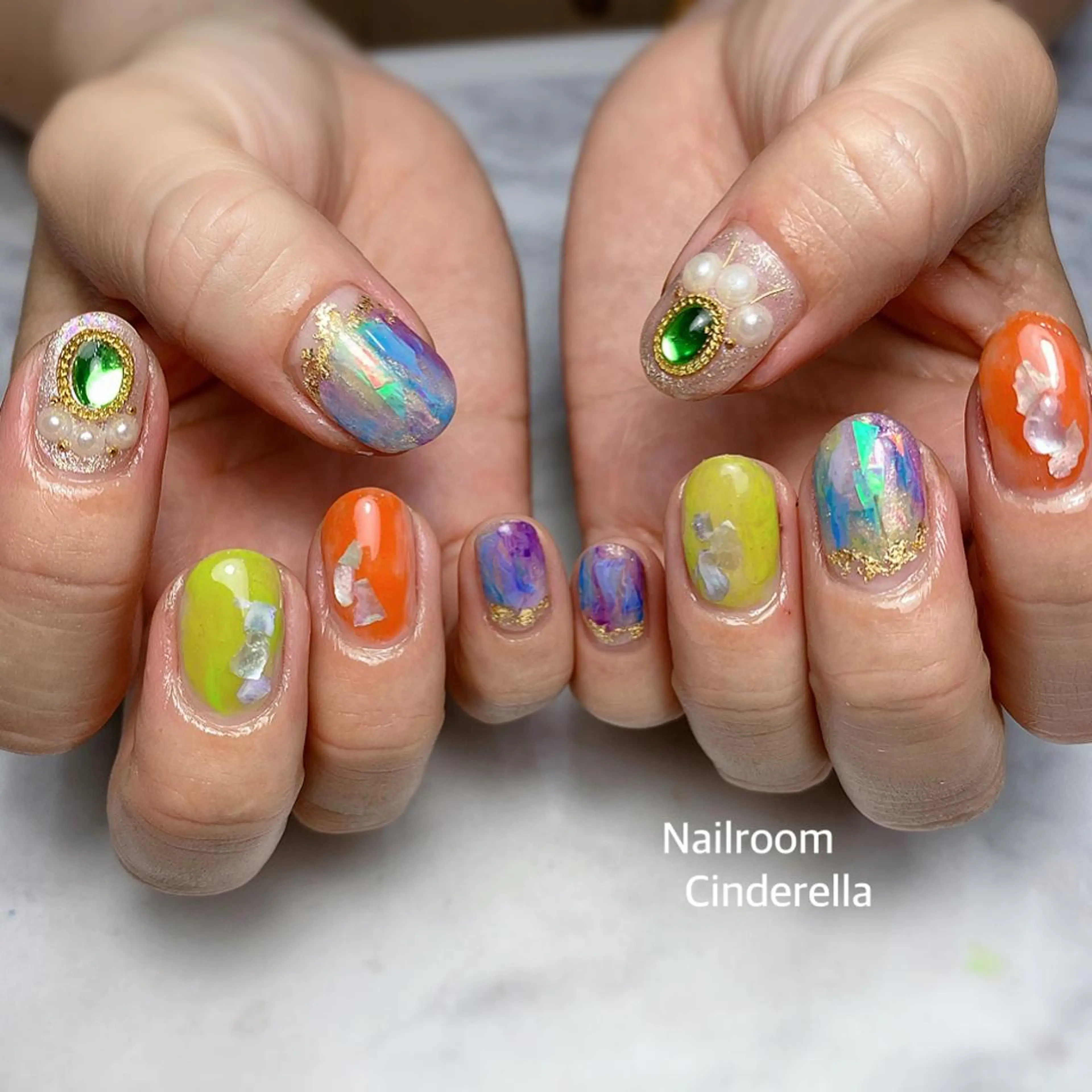 ネイル 夏ネイル Nailroom. Cinderellaのネイルデザイン