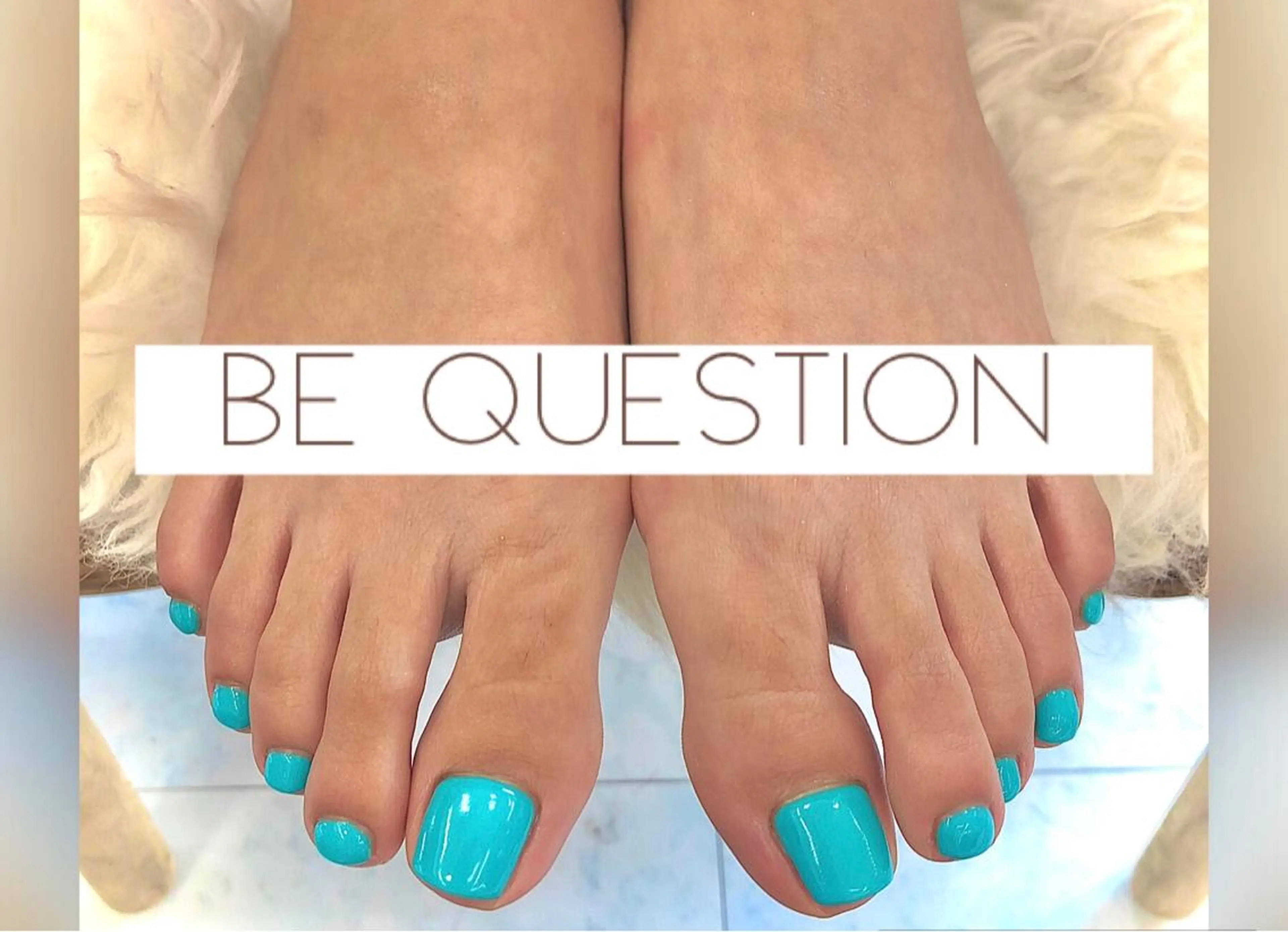 Foot One color🌈の写真