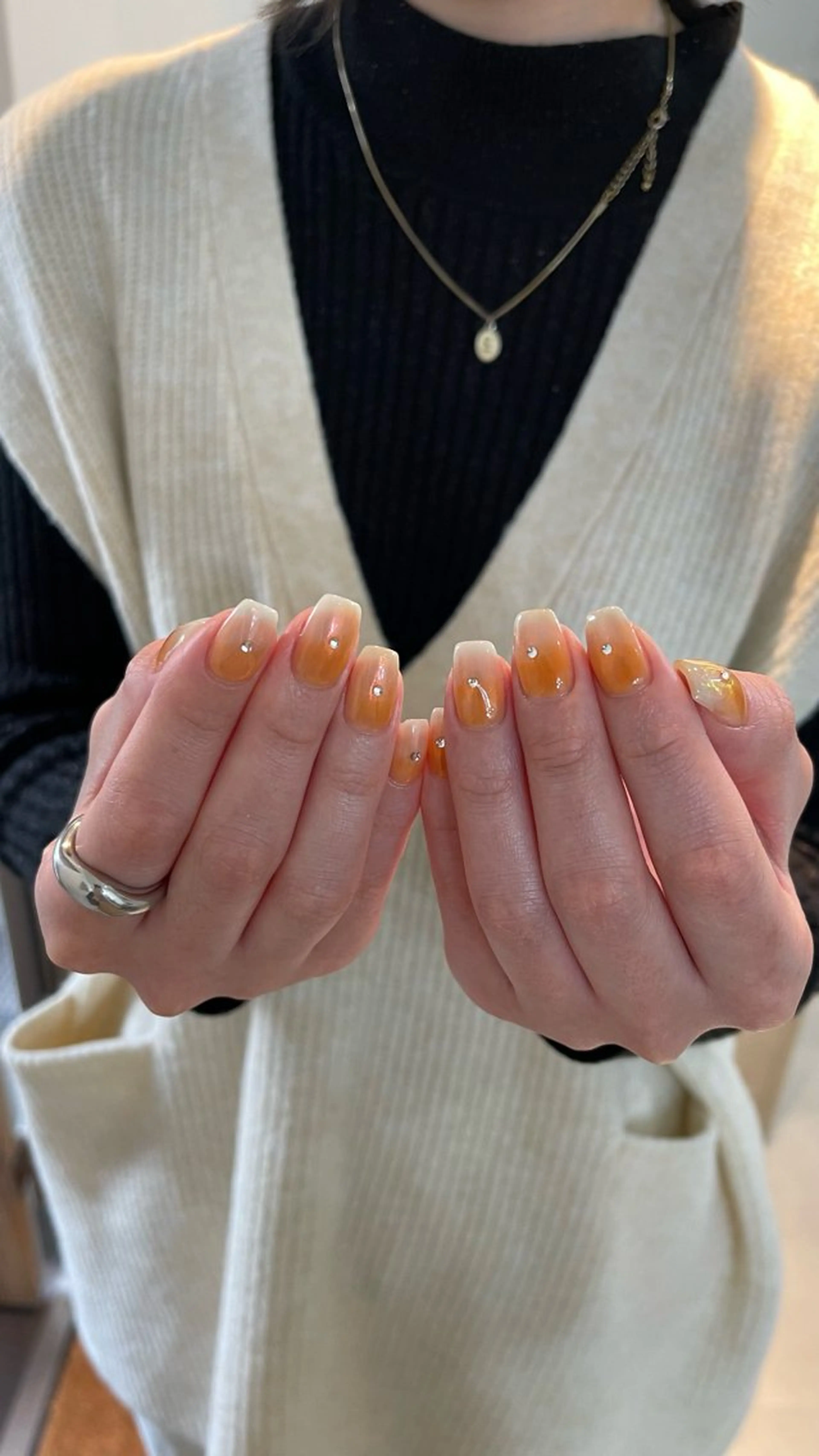 ネイル ハンドネイル Yurina. tのネイルデザイン