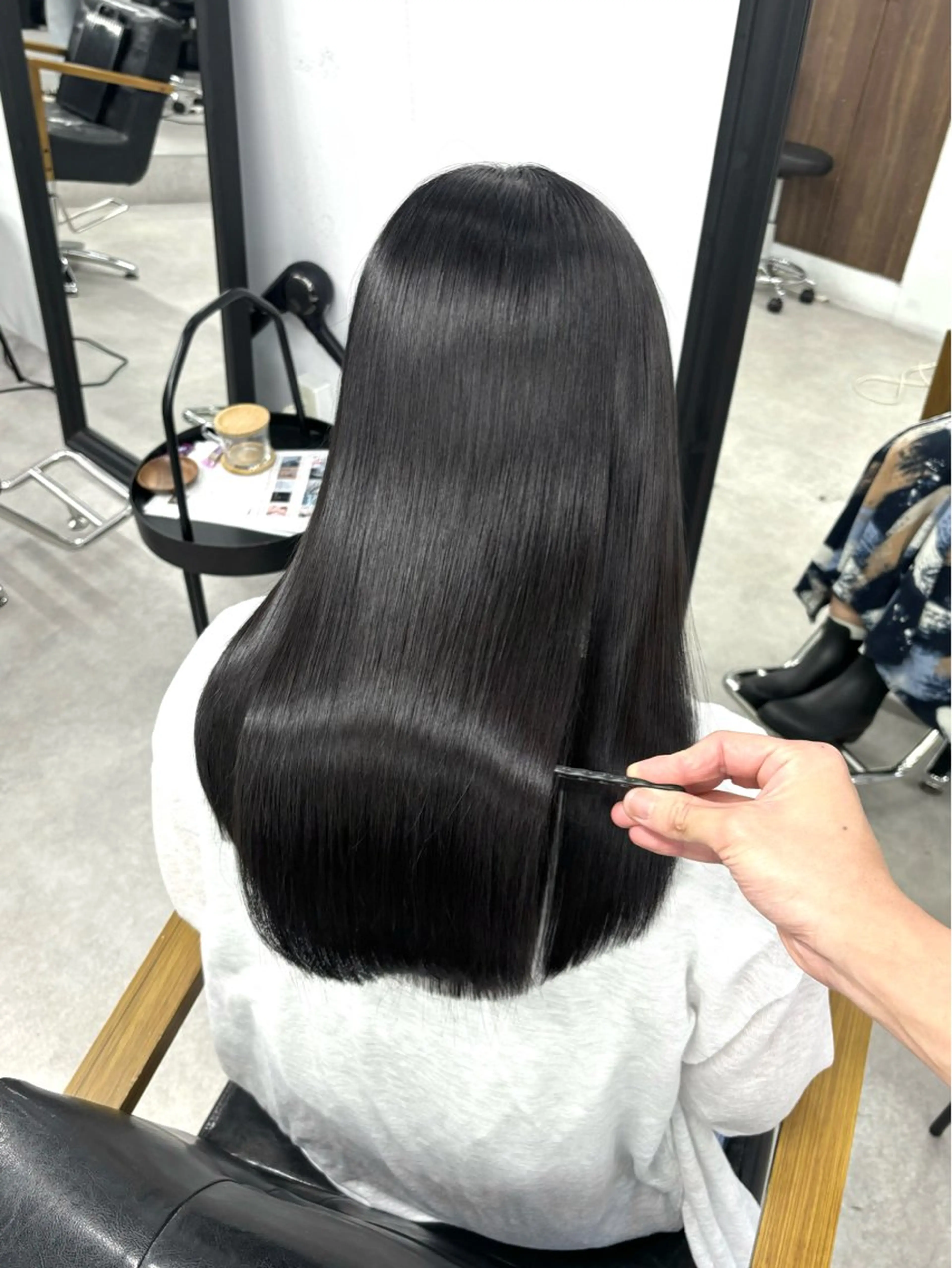 ロング 髪質改善 縮毛矯正 トリートメント 縮毛矯正 トリートメント darts所属・マツダ レンのヘアスタイル