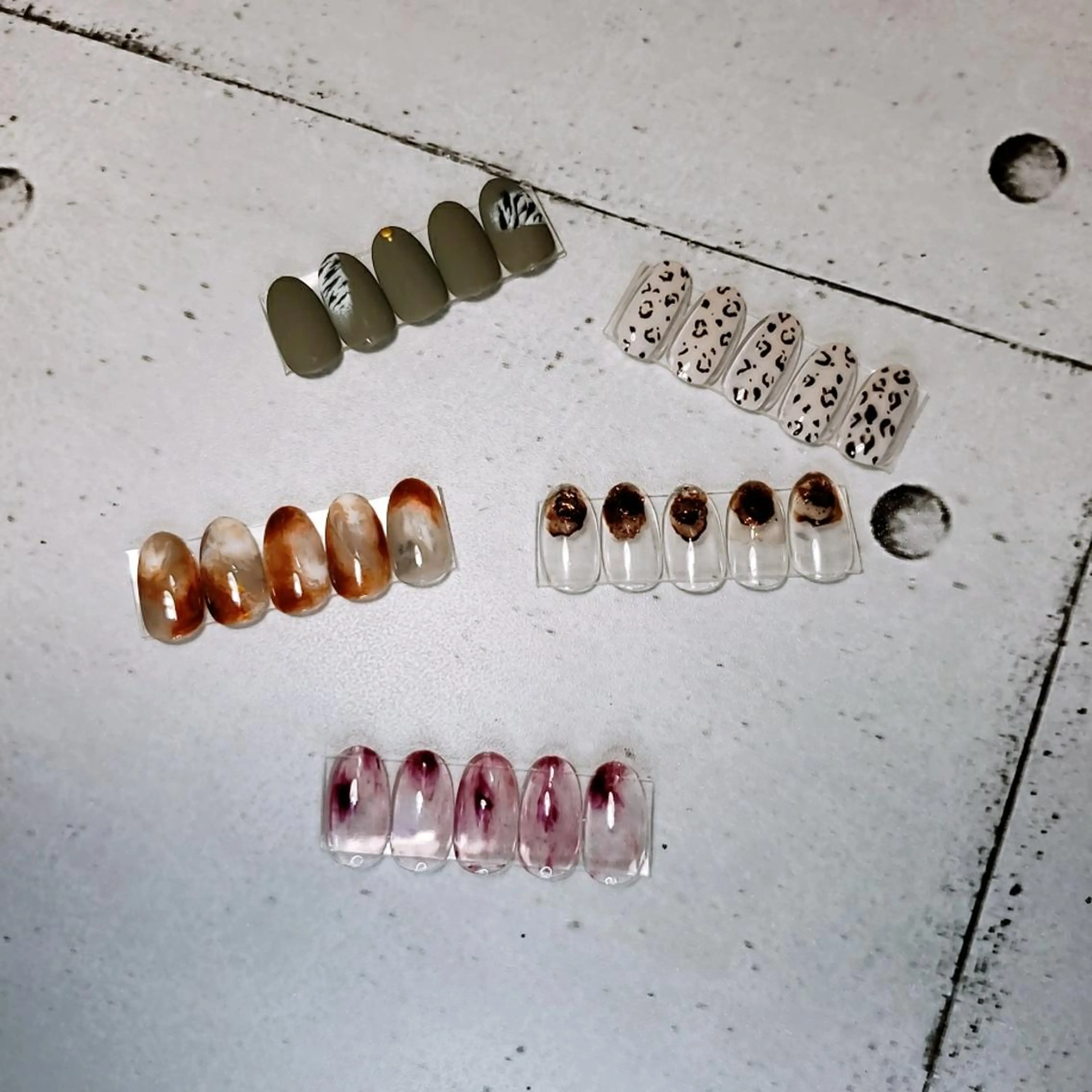 ネイル アートネイル ワンカラーネイル ビジュード ネイルのネイルデザイン