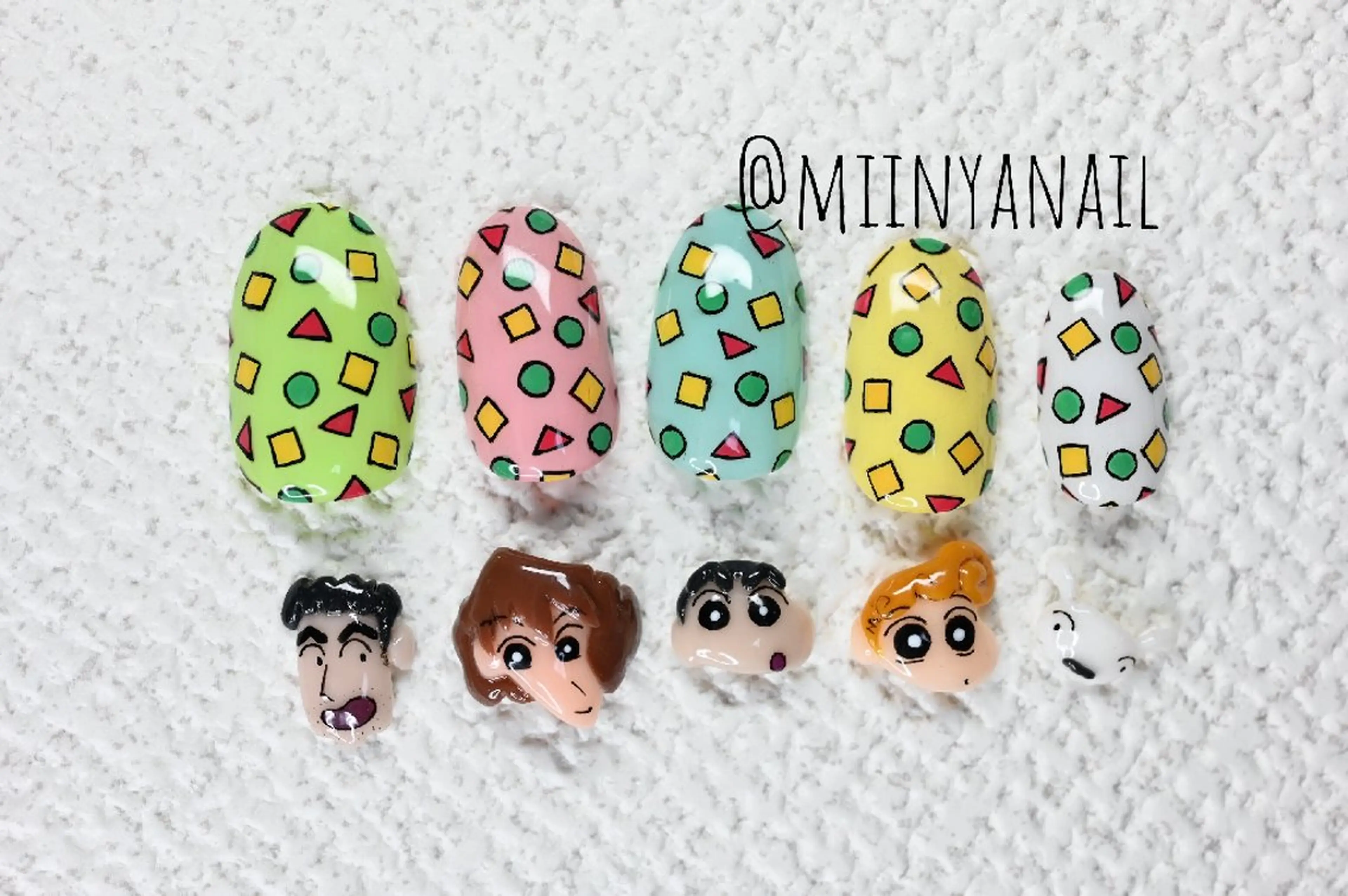ネイル miinyanail ミーニャネイルのネイルデザイン