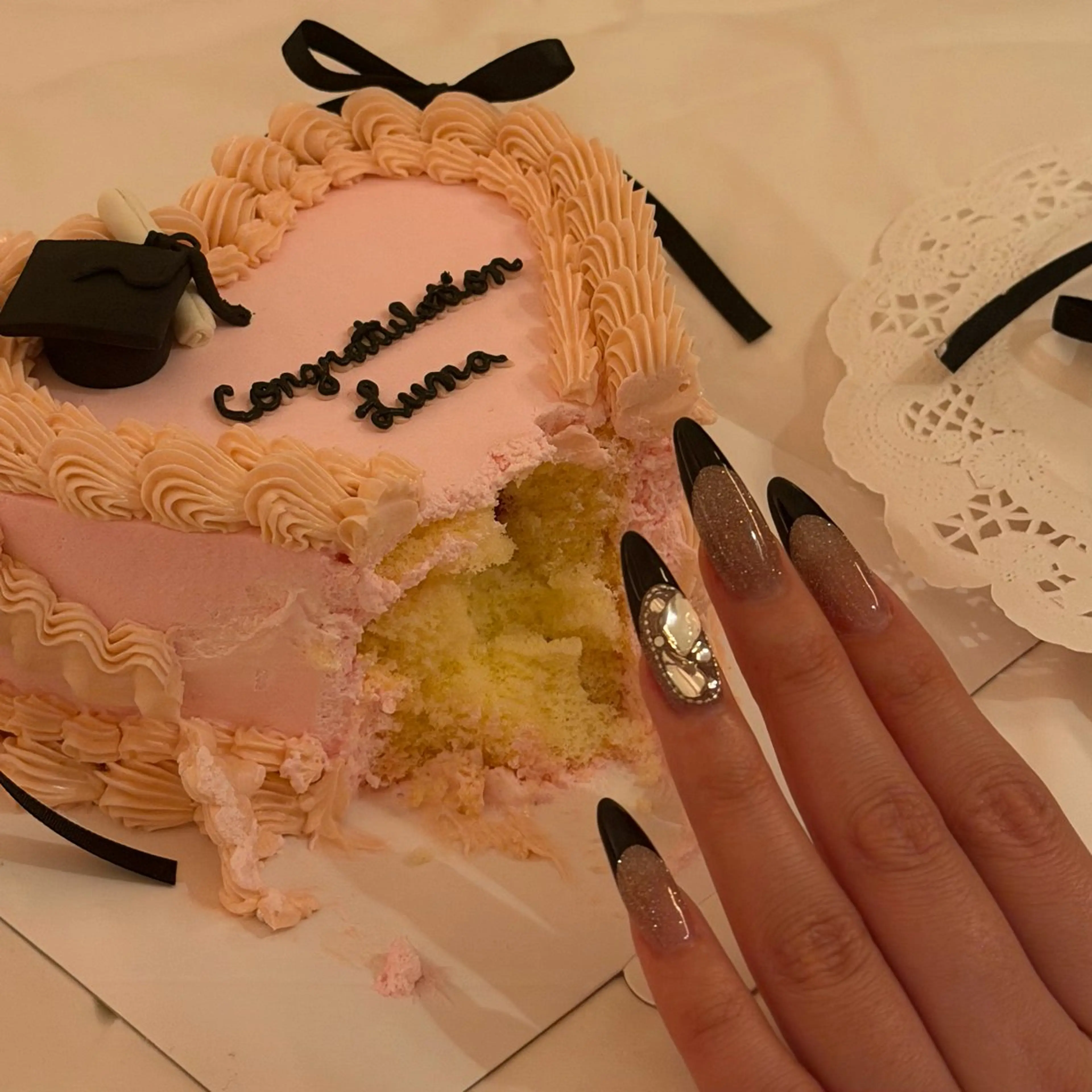 ネイル フレンチネイル ハンドネイル elfia nailstudio所属・tamaki araiのネイルデザイン