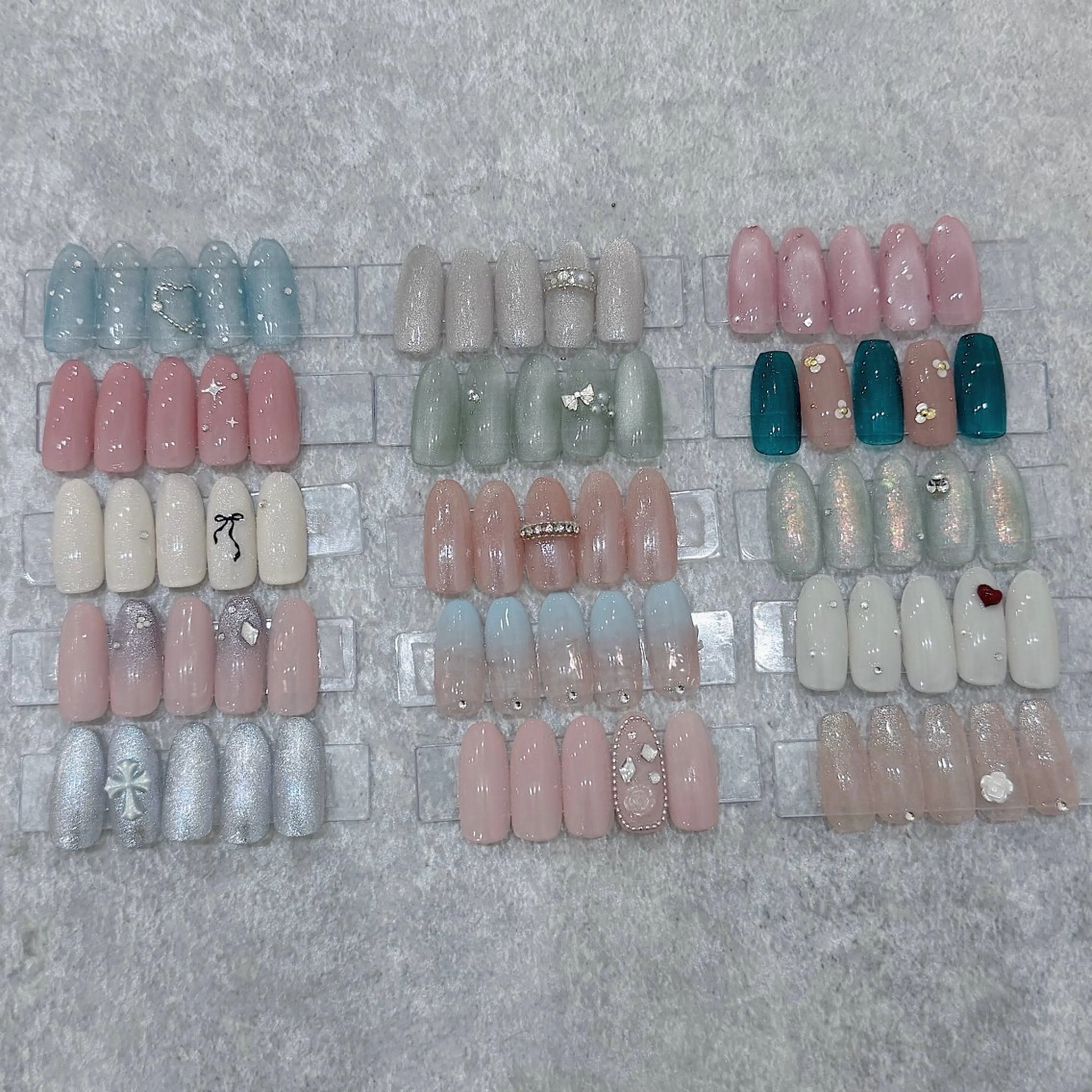 ネイル nail&eyelash Rine所属・Rine 放出 (リネ)のネイルデザイン