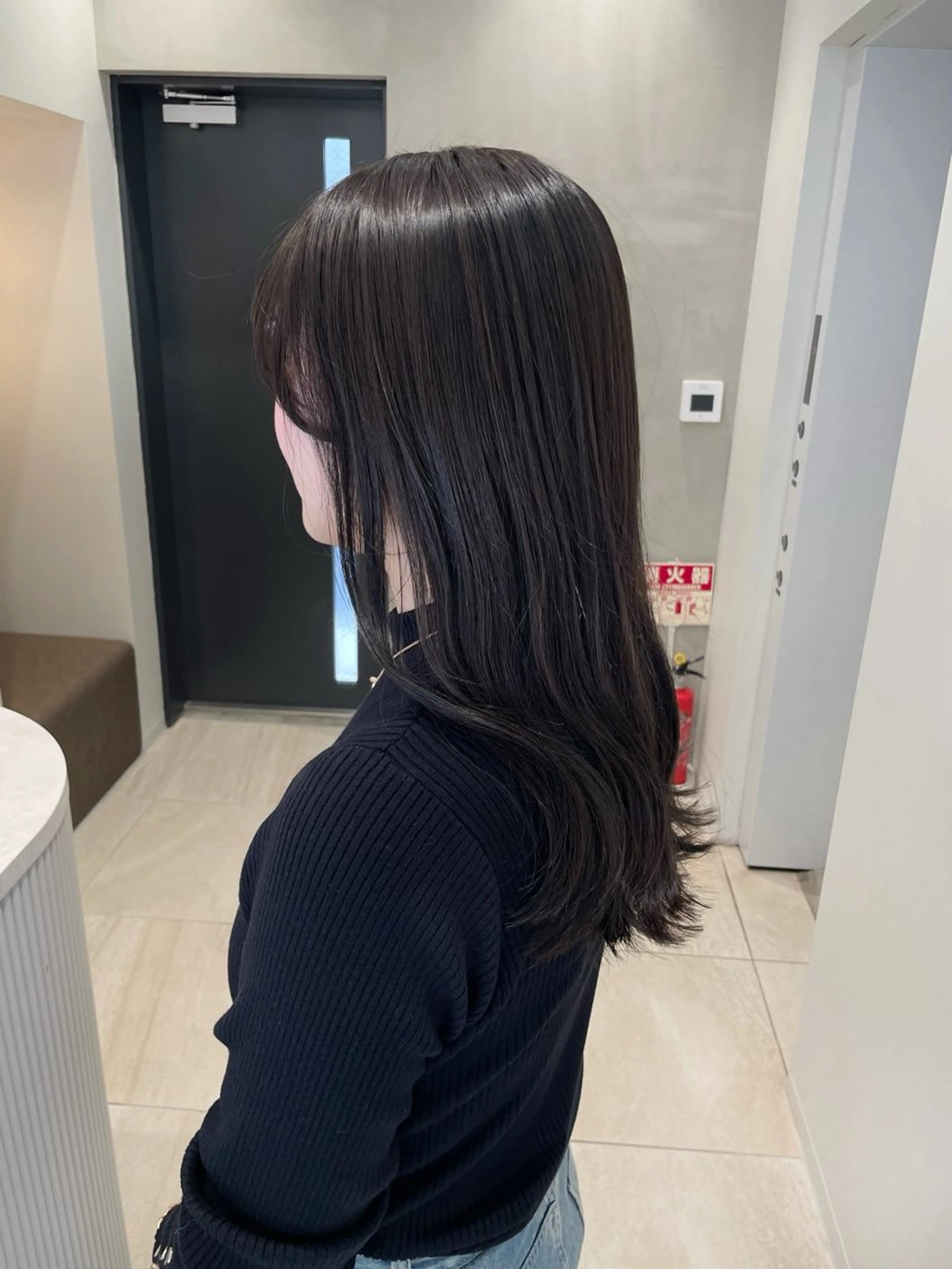セミロング カラー ダークグレー カット ヘアカラー 女性リピ90%🍨 🩷佐藤みずきのヘアスタイル