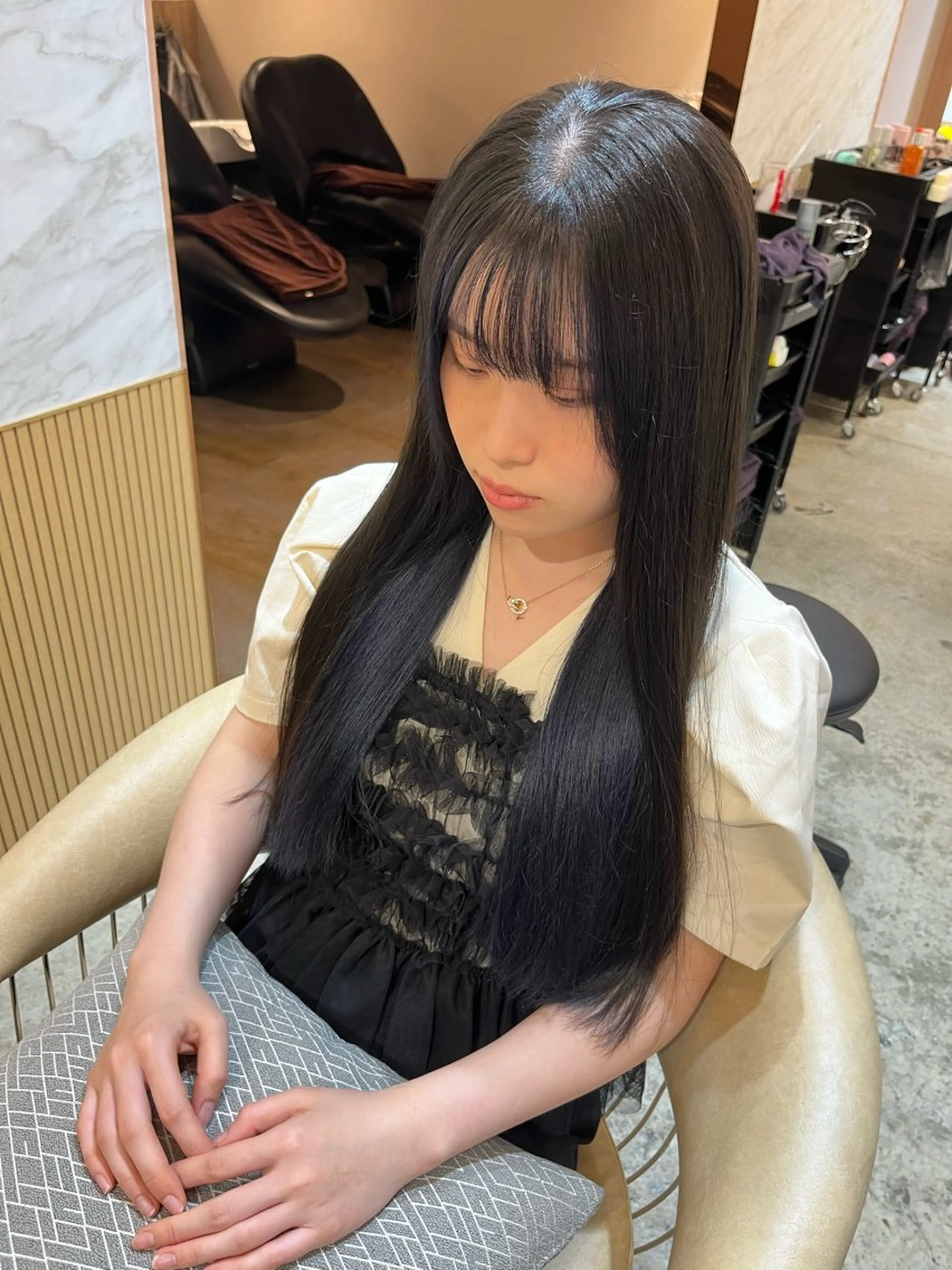 カラー 錦糸町美容室Londespoirロンドエスポワール所属・小久保 美空のヘアスタイル