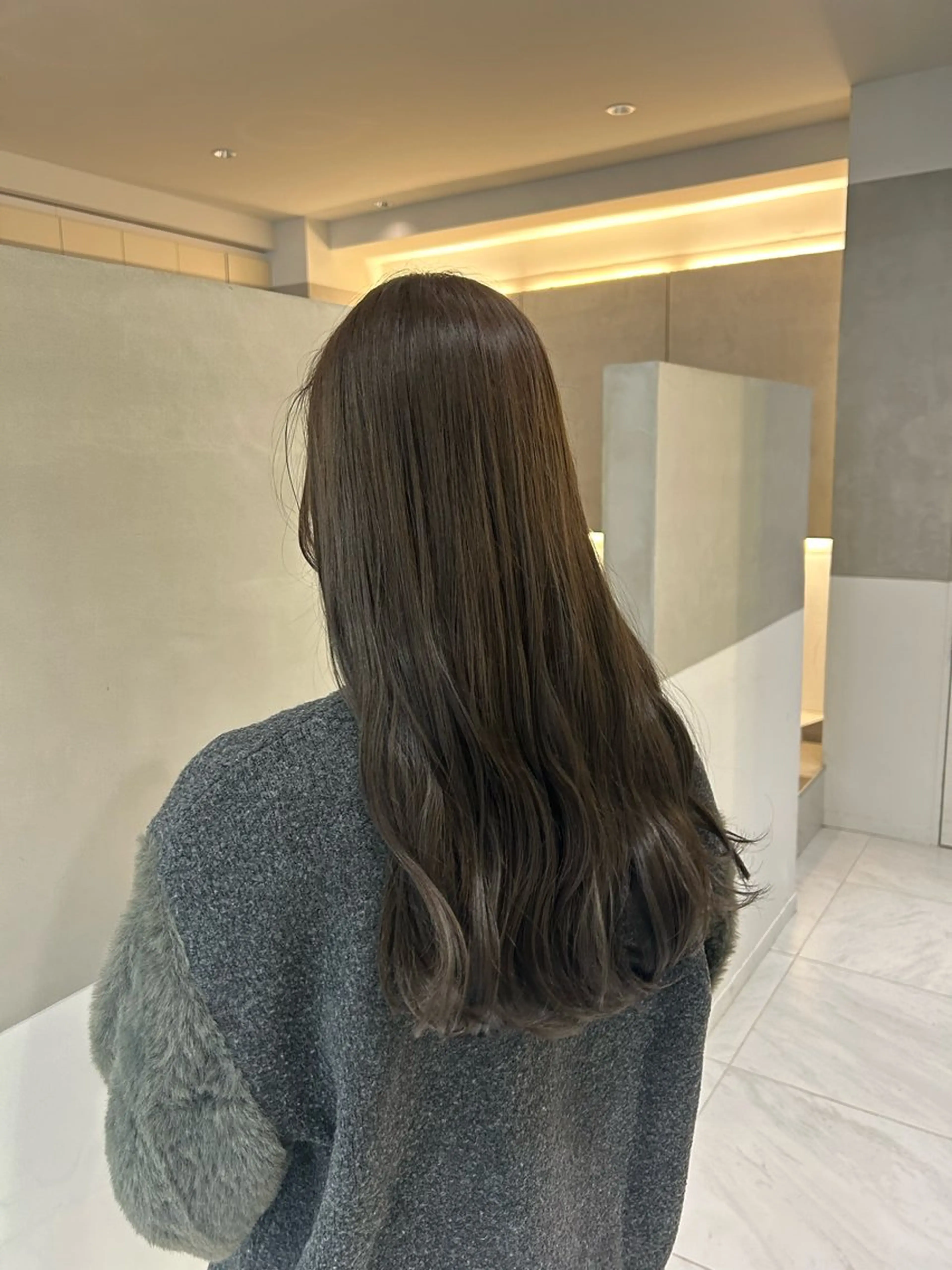 ロング カラー アッシュ アッシュグレー アッシュグレージュ グレージュ ヘアカラー トリートメント ナチュラル/韓国💎 haruka 💎のヘアスタイル