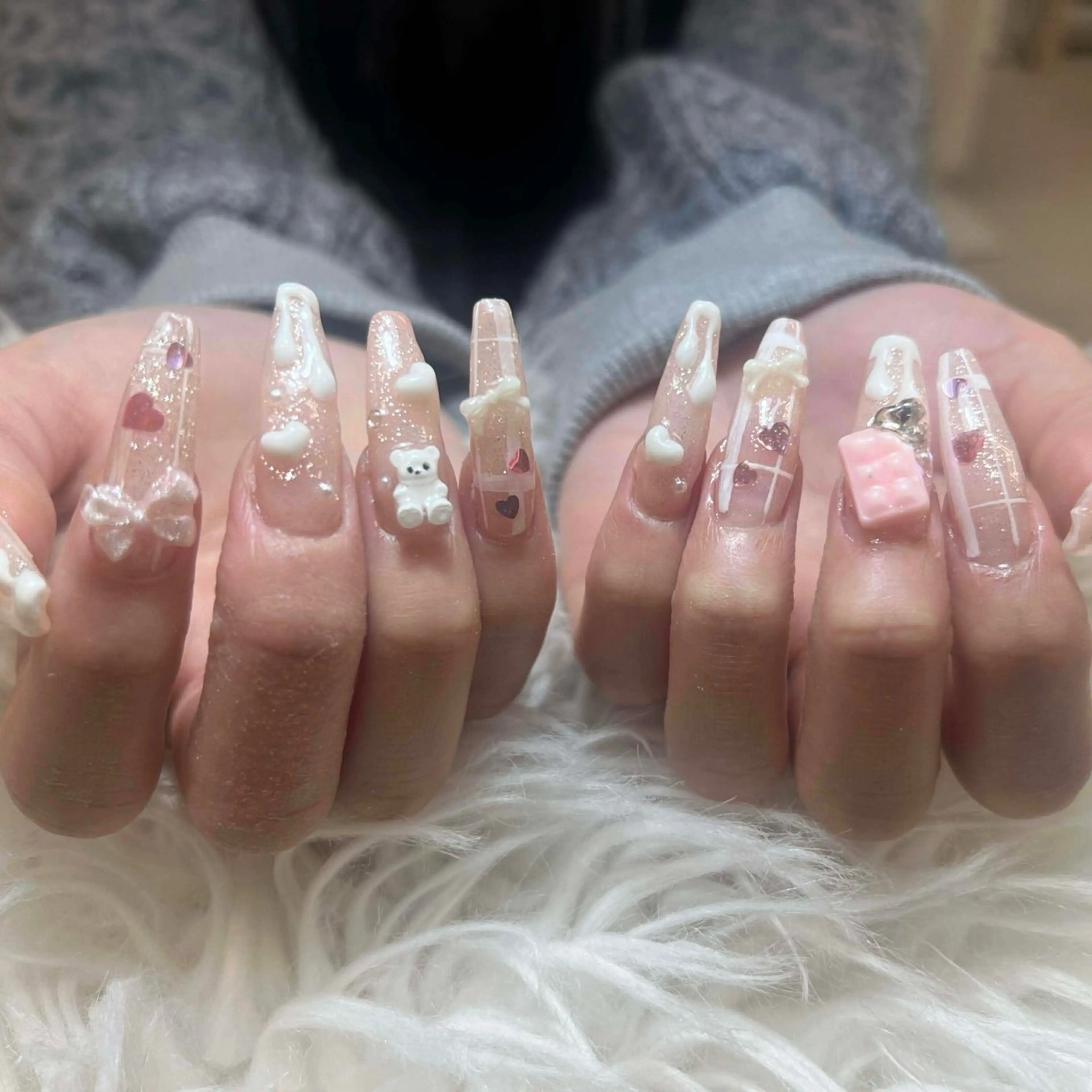 ネイル ハンドネイル ミン ゴテゴテネイルのネイルデザイン