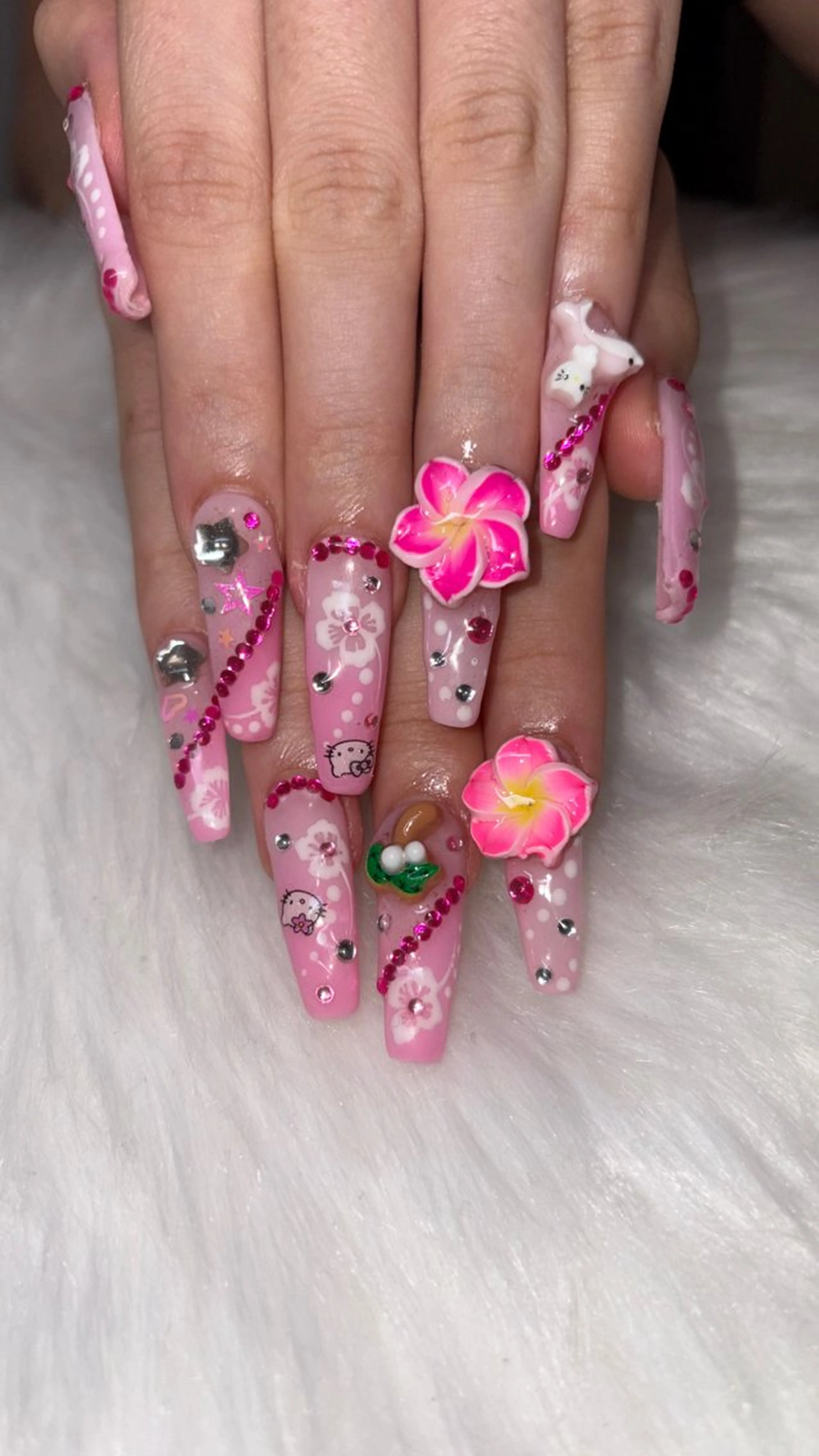 ネイル 👽個性派ネイル🎀 komachiのマツエク・マツパデザイン