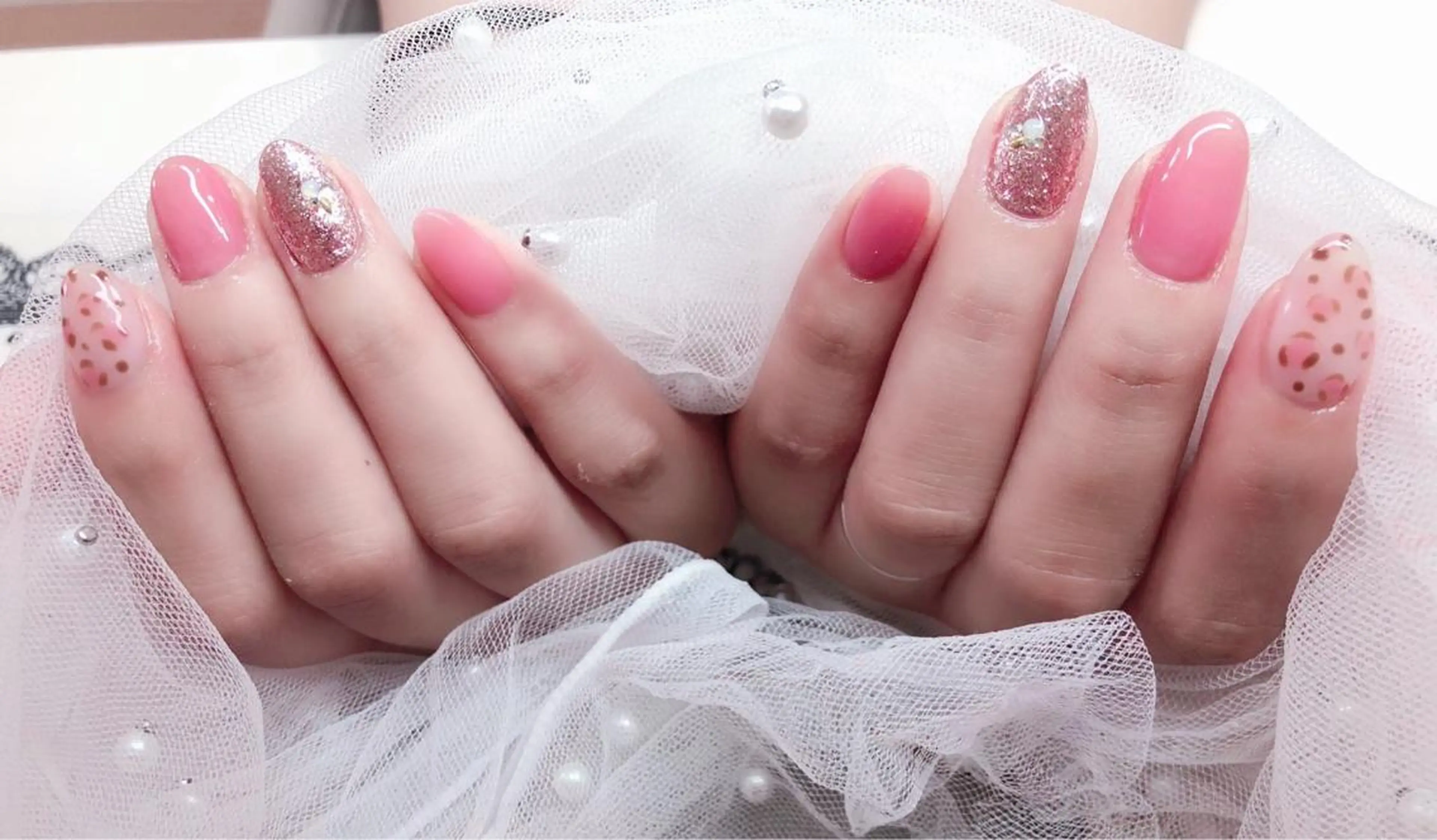 ネイル ハンドネイル マジックミラー所属・マジック ミラーのネイルデザイン