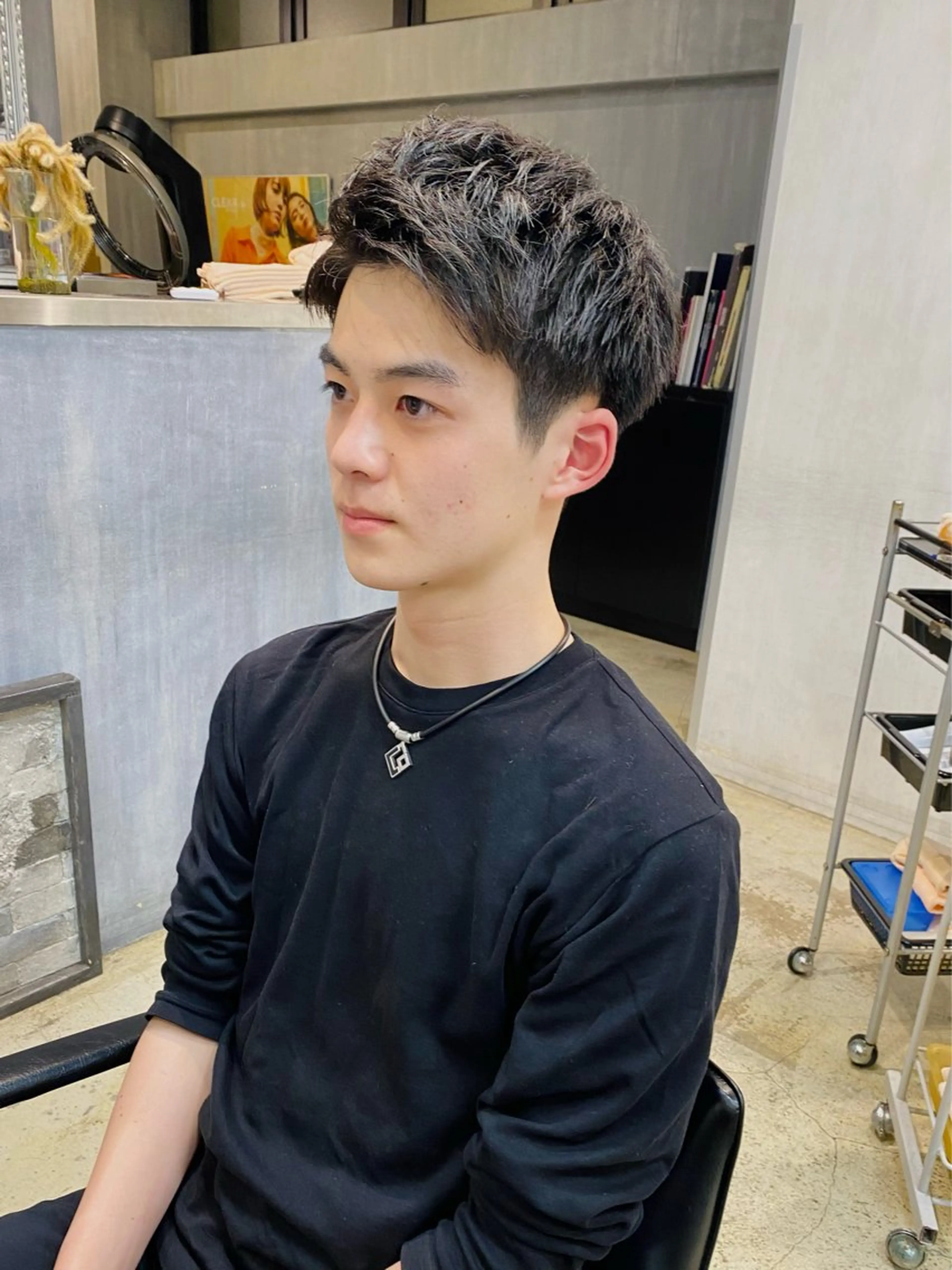 メンズ 刈り上げ サトウ リョウのヘアスタイル