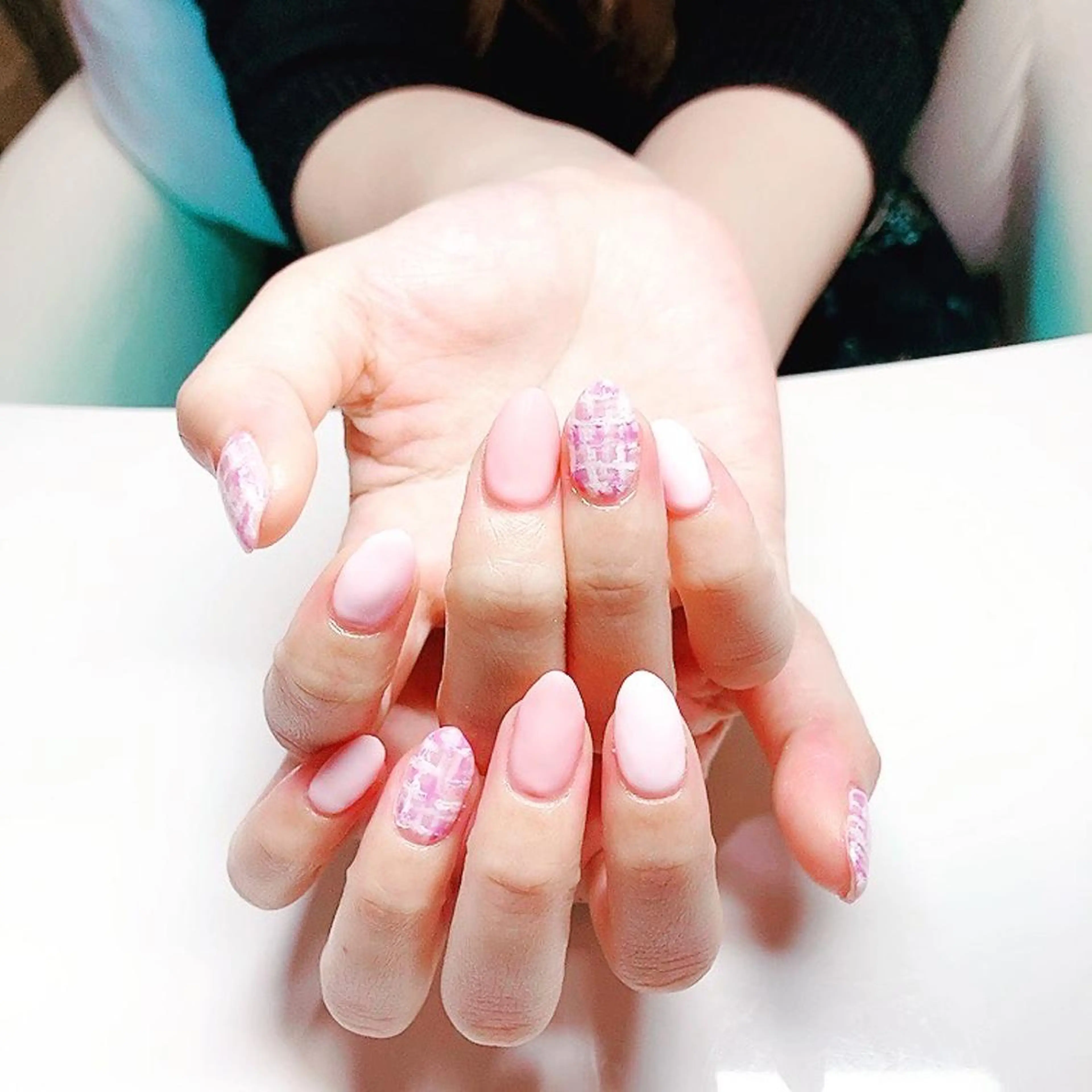 ネイル フットネイル ジェルネイル 持ち込み ワンカラーネイル YunAsu ひぃちゃんのエステ・リラクイメージ