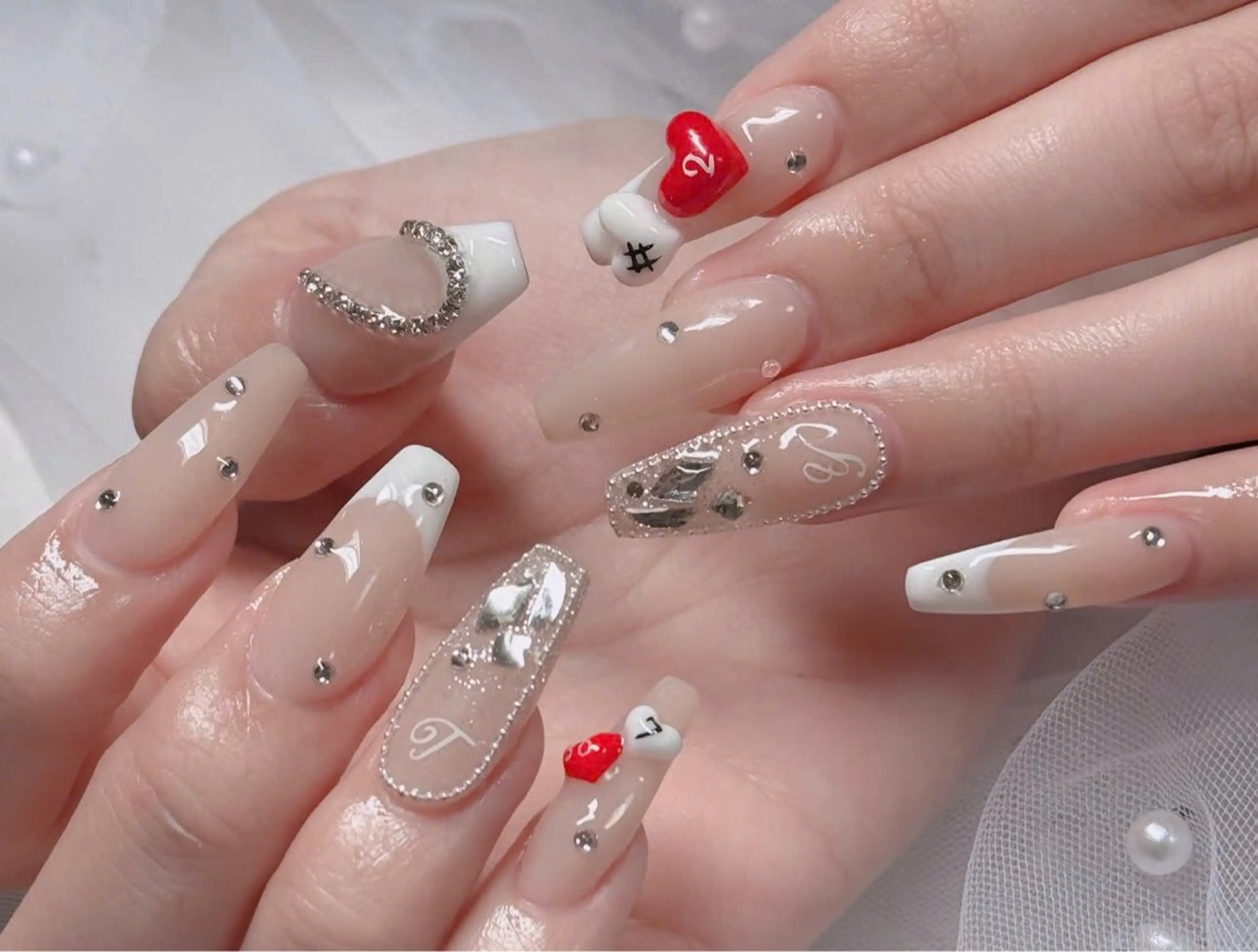 ネイル フレンチネイル ジェルネイル ハロウィン 韓国ネイル マグネットネイル ハンドネイル Hbaby nailのネイルデザイン