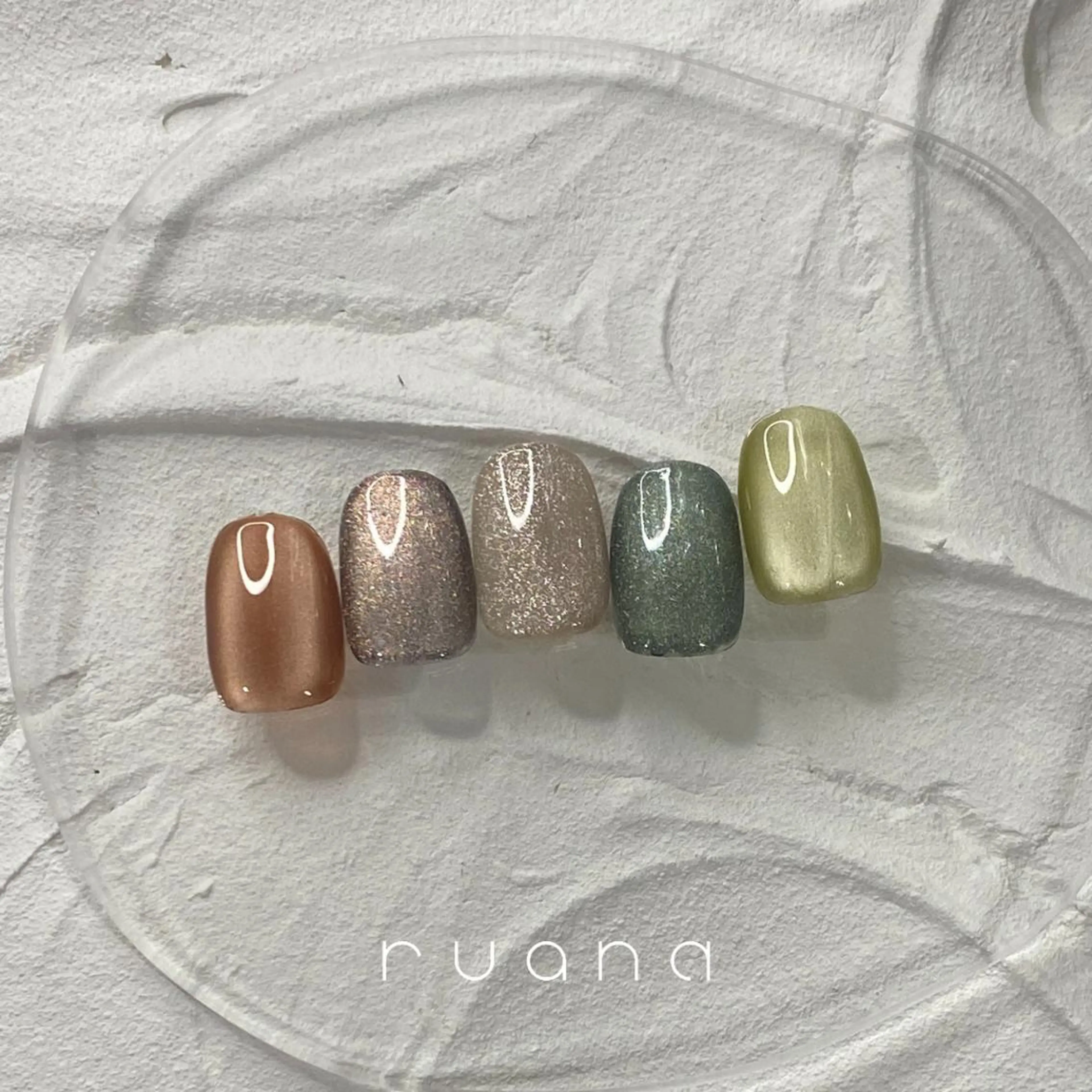 ネイル マグネットネイル オフィスネイル ニュアンスネイル🧡 rionaのネイルデザイン