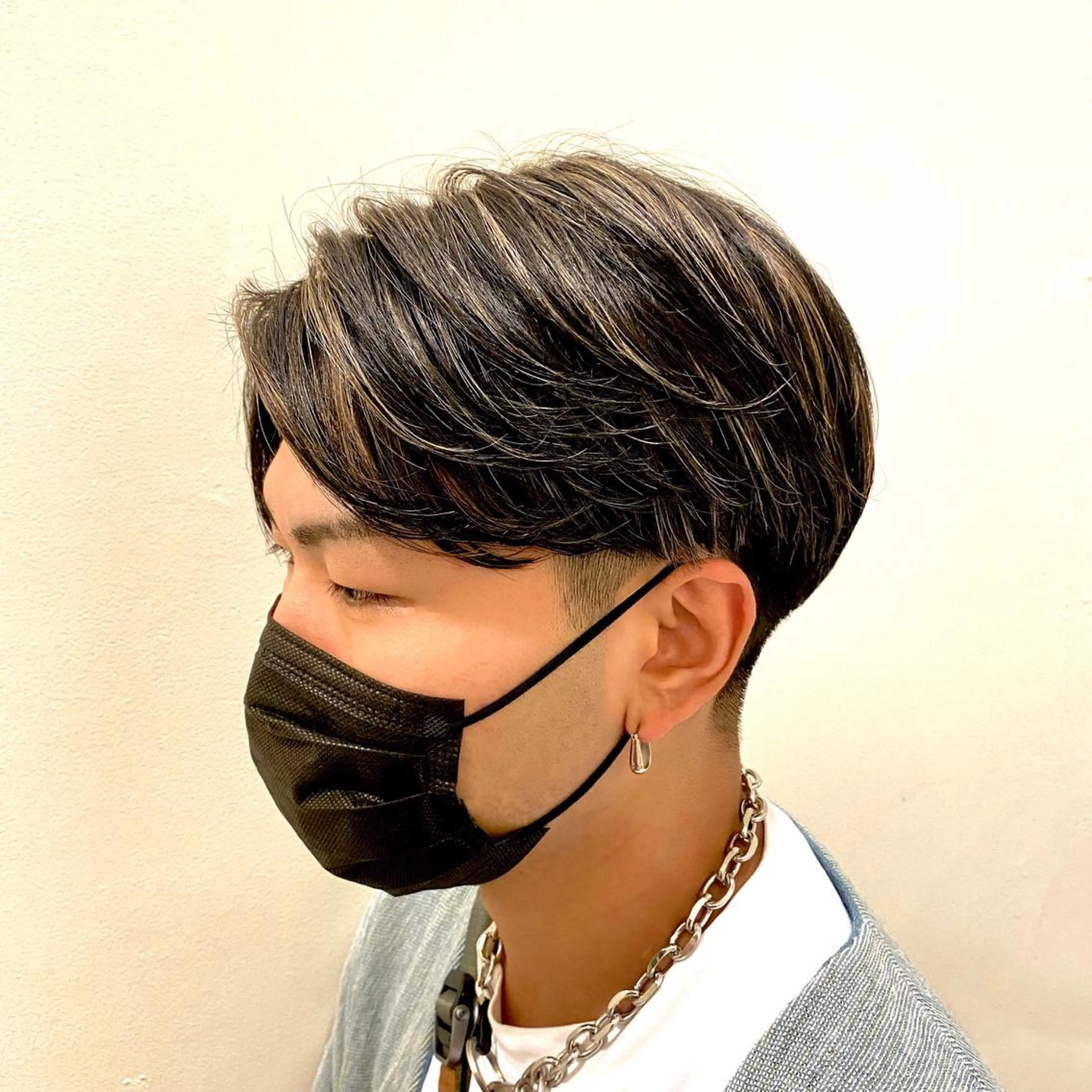 ショート カラー ヘアアレンジ メンズ メンズハイライト ベージュカラー ハイライトカラー ハイライト カット ヘアカラー FLOW aoyama所属・✨レディース✨ 今だけカット￥０大石のヘアスタイル