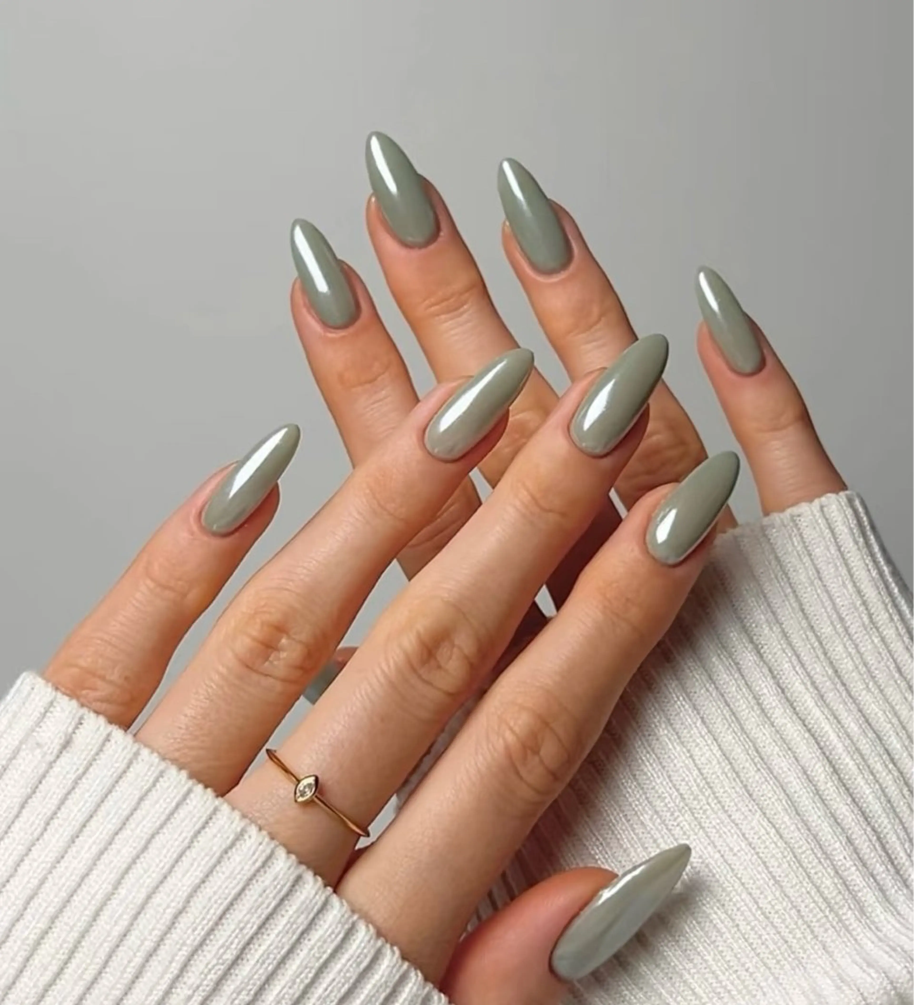 ネイル 高木 維麗絲のネイルデザイン