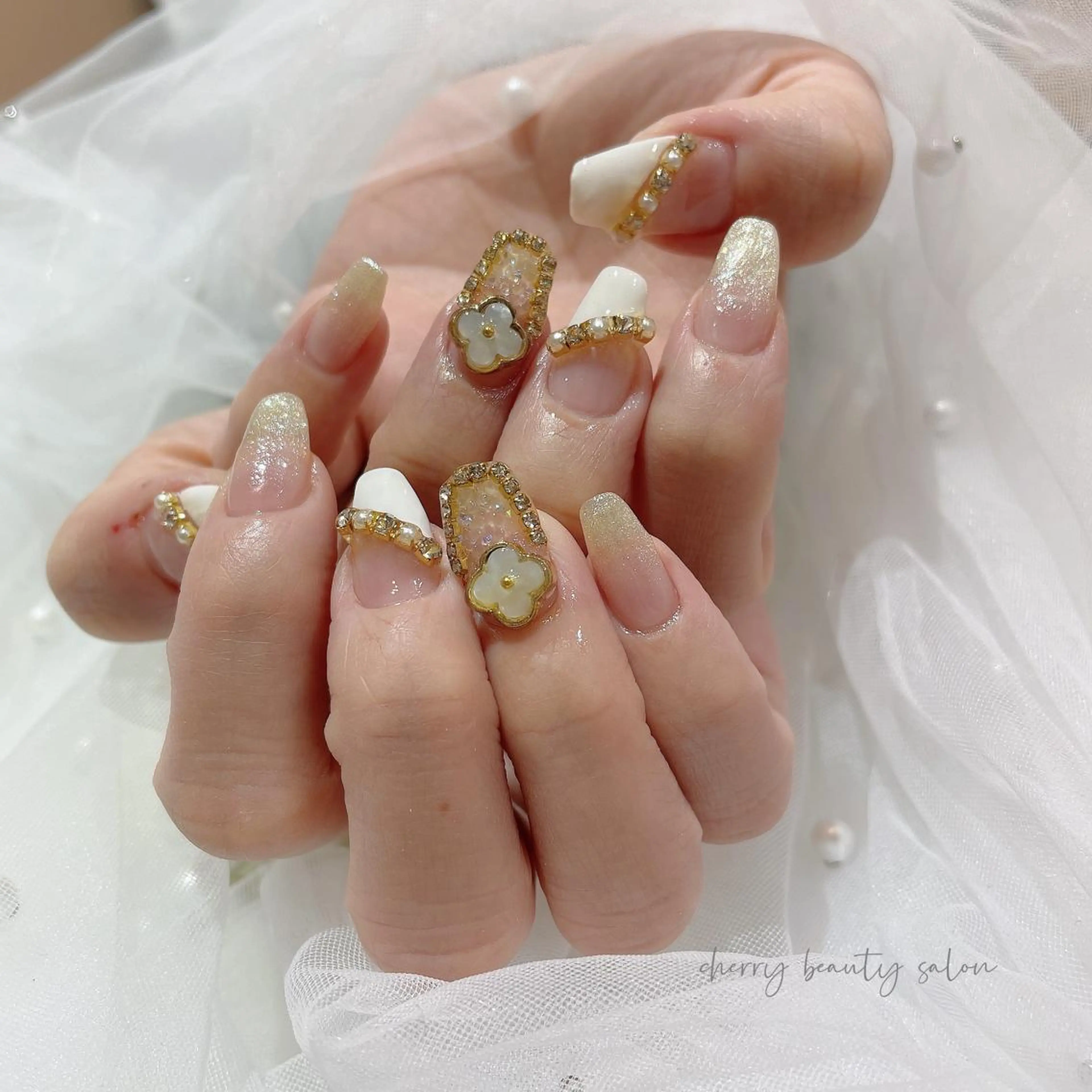 ネイル SAKURA 🍒のネイルデザイン