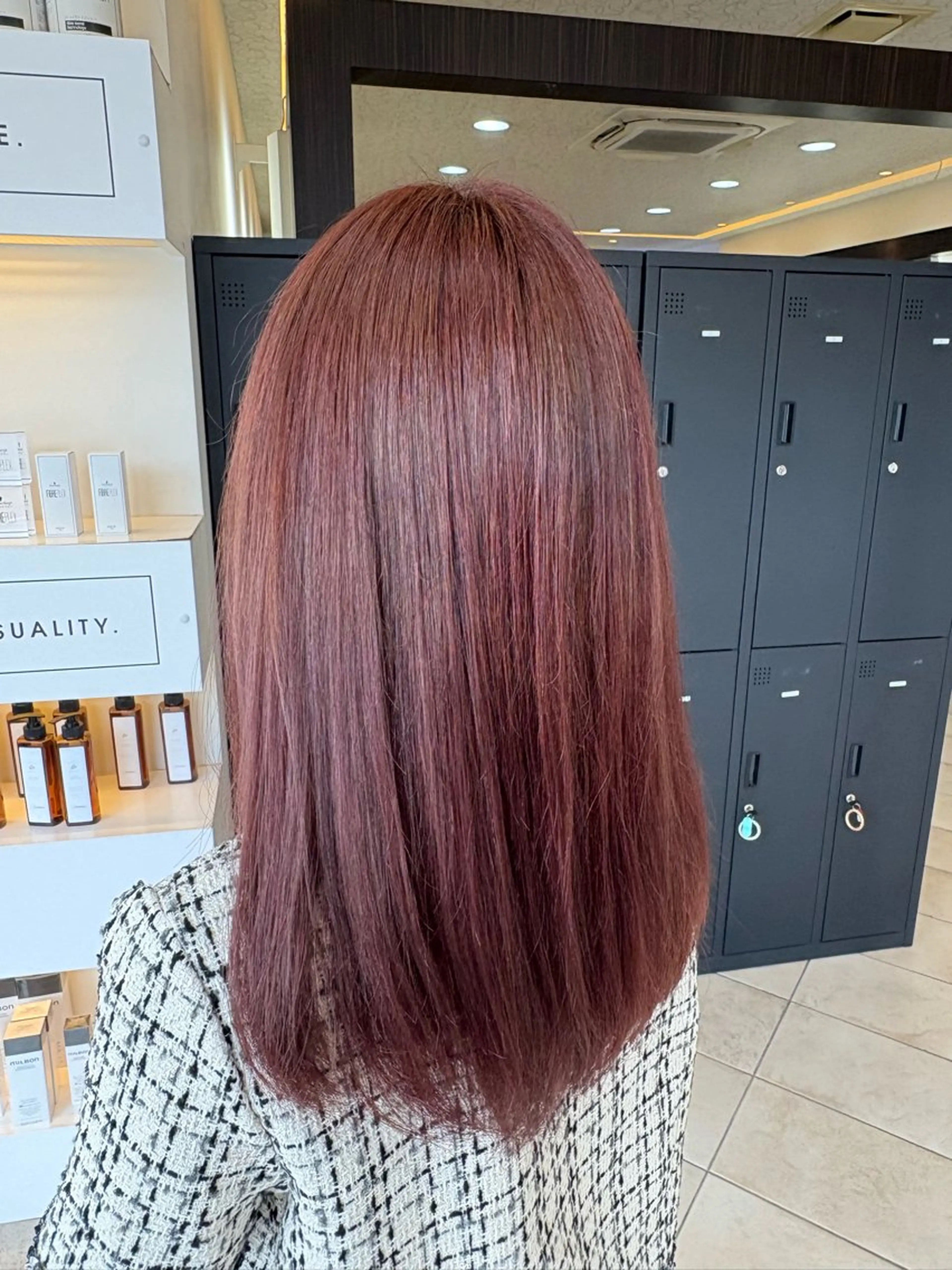 ワンカラー➕メンテカットの写真