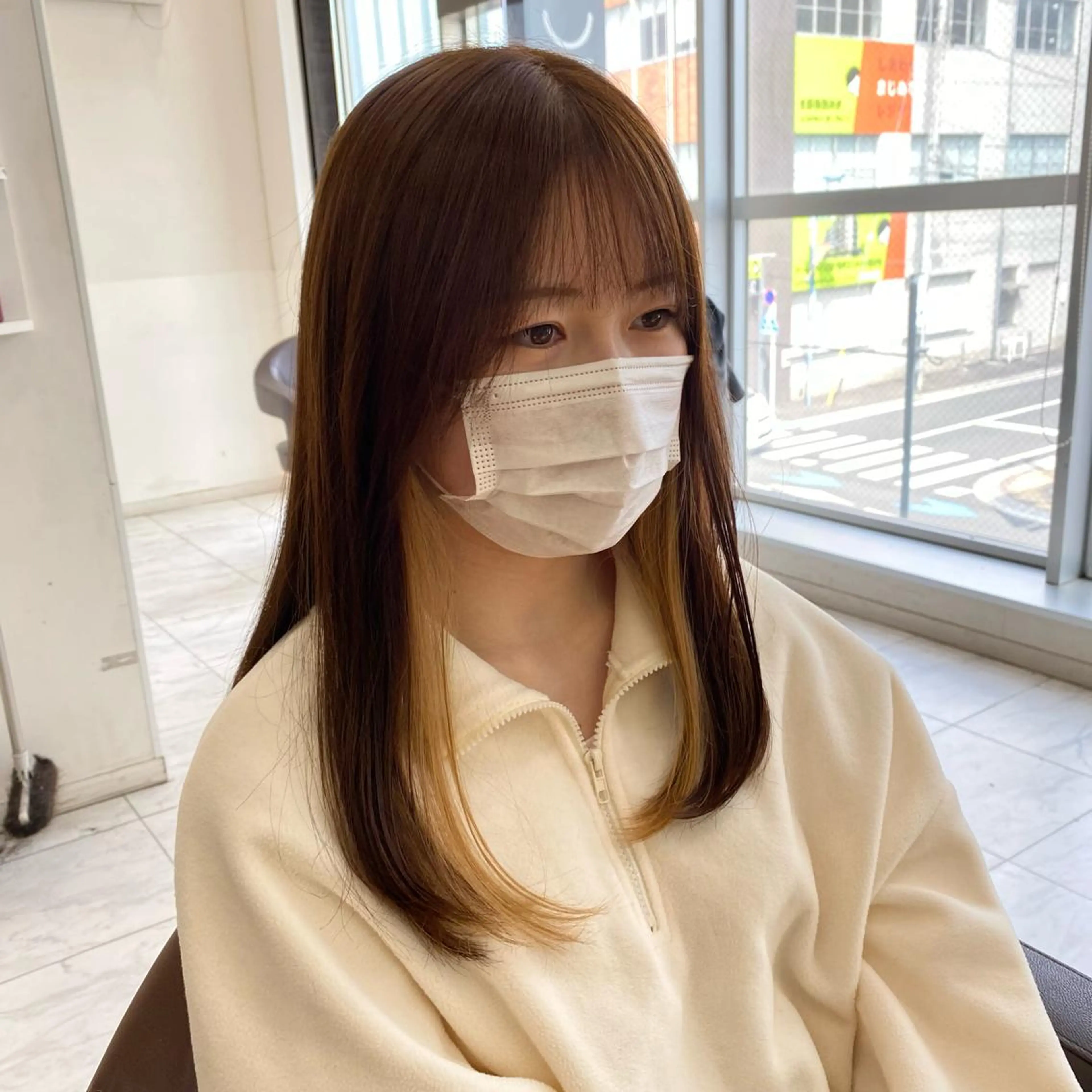 ロング カラー ベージュカラー インナーカラー ミルクティーベージュ Agu hair TENOE大宮氷川参道店所属・☀️透明感艶感カラー 増田魁土☀️のヘアスタイル