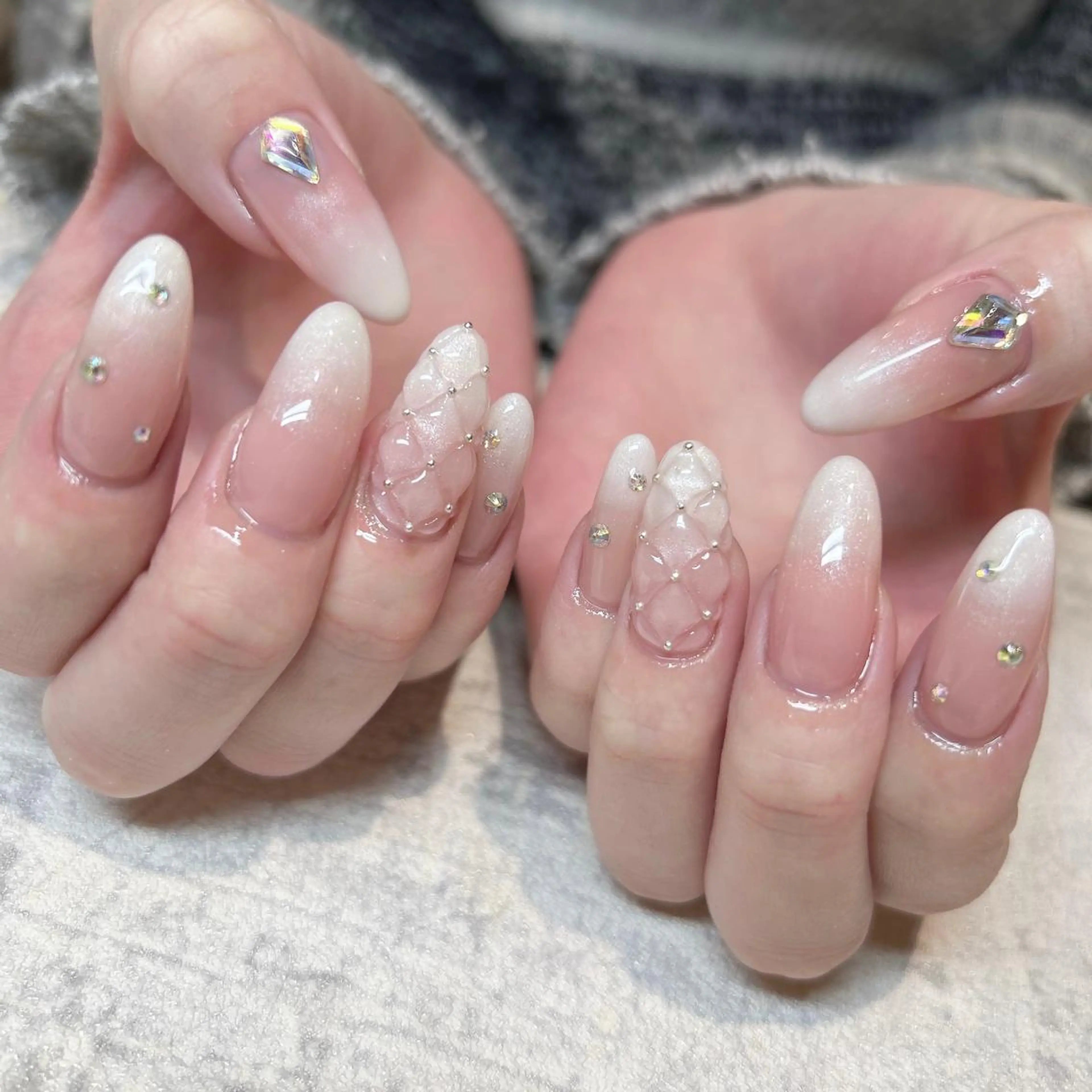 ネイル among アマン所属・lecoa_ kana／amongのネイルデザイン