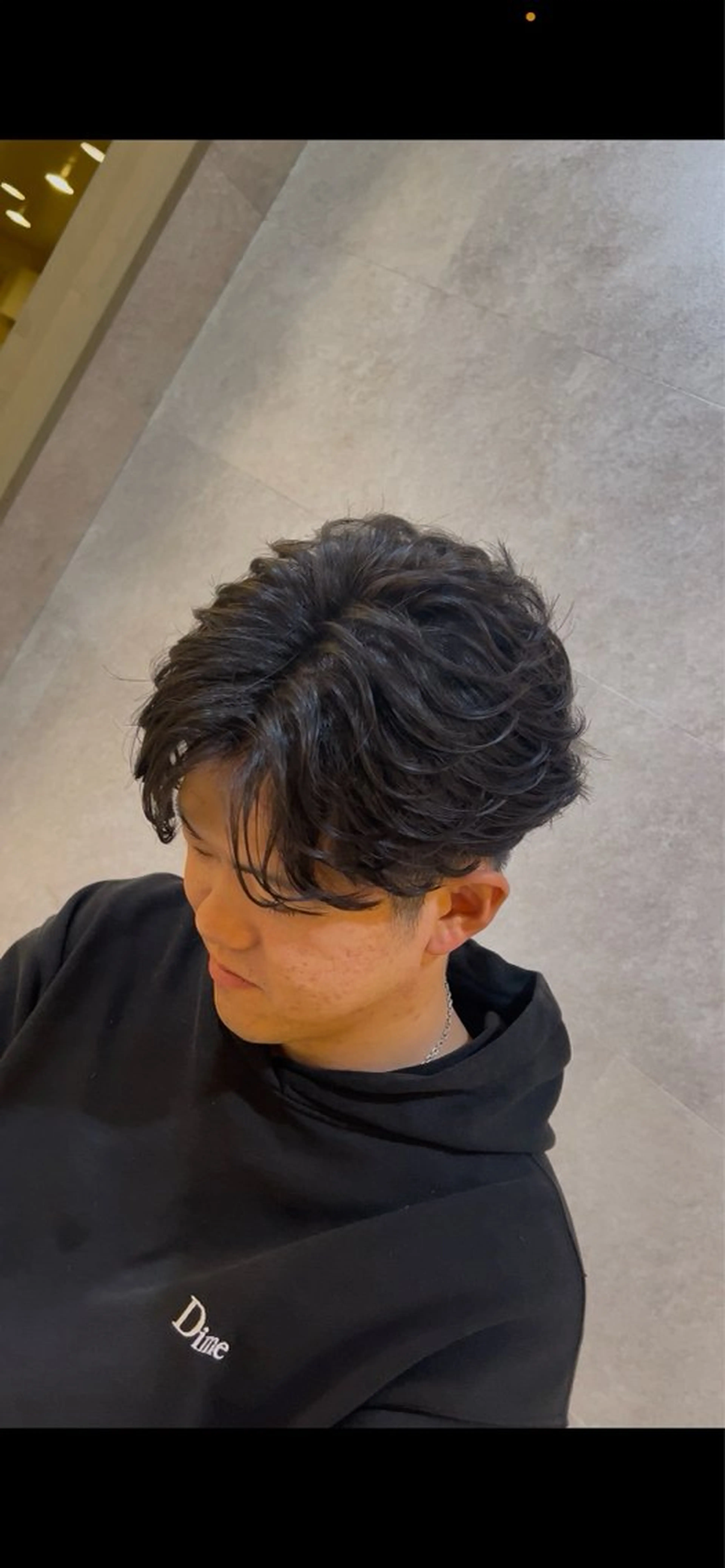 パーマ メンズ フェザーパーマ メンズパーマ ニュアンスパーマ カット パーマ 岩﨑 大翼のヘアスタイル