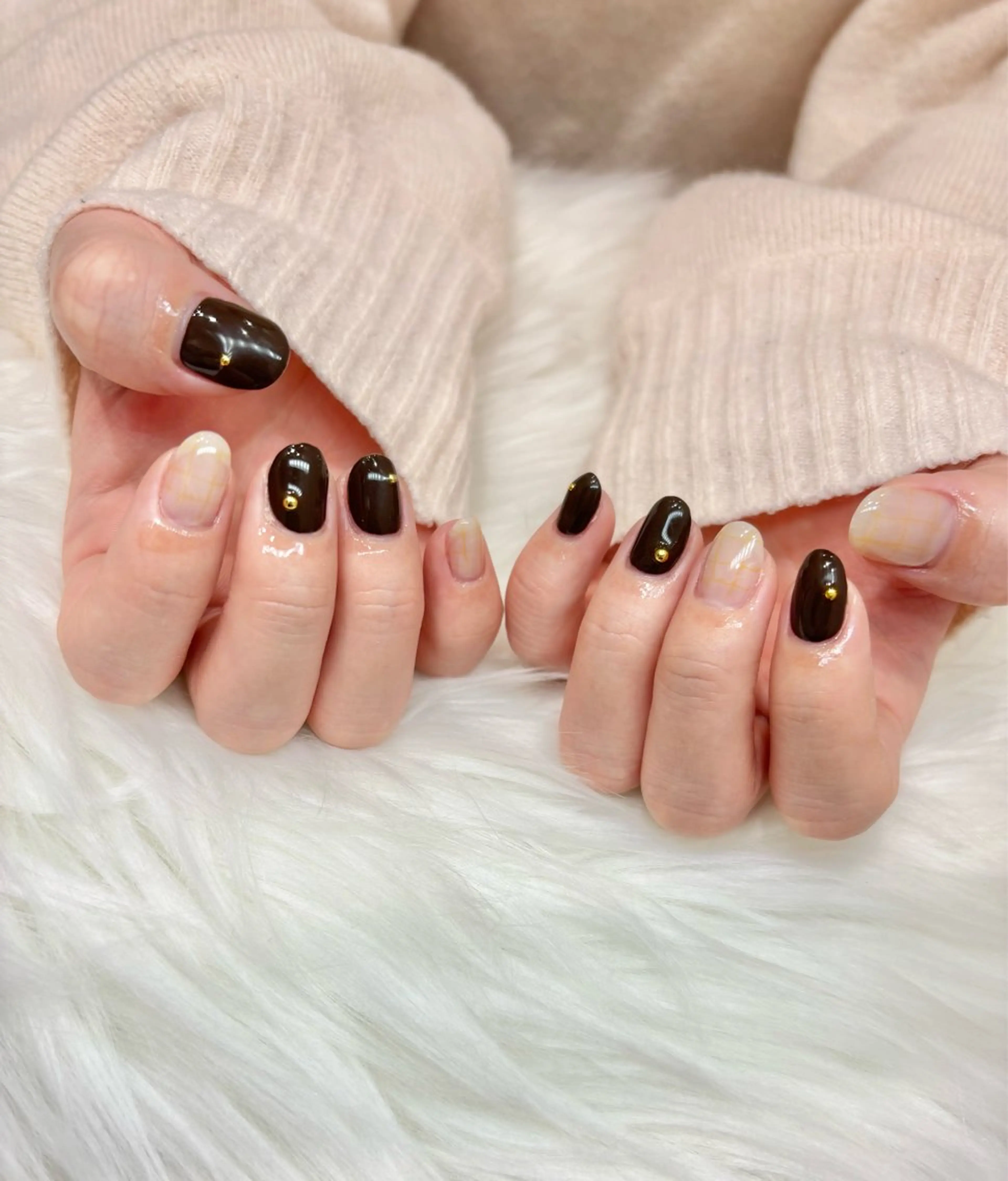 ネイル フレンチネイル キラキラネイル 韓国ネイル マグネットネイル ワンカラーネイル Angie Nail所属・Angie Nail CHIYURIのネイルデザイン