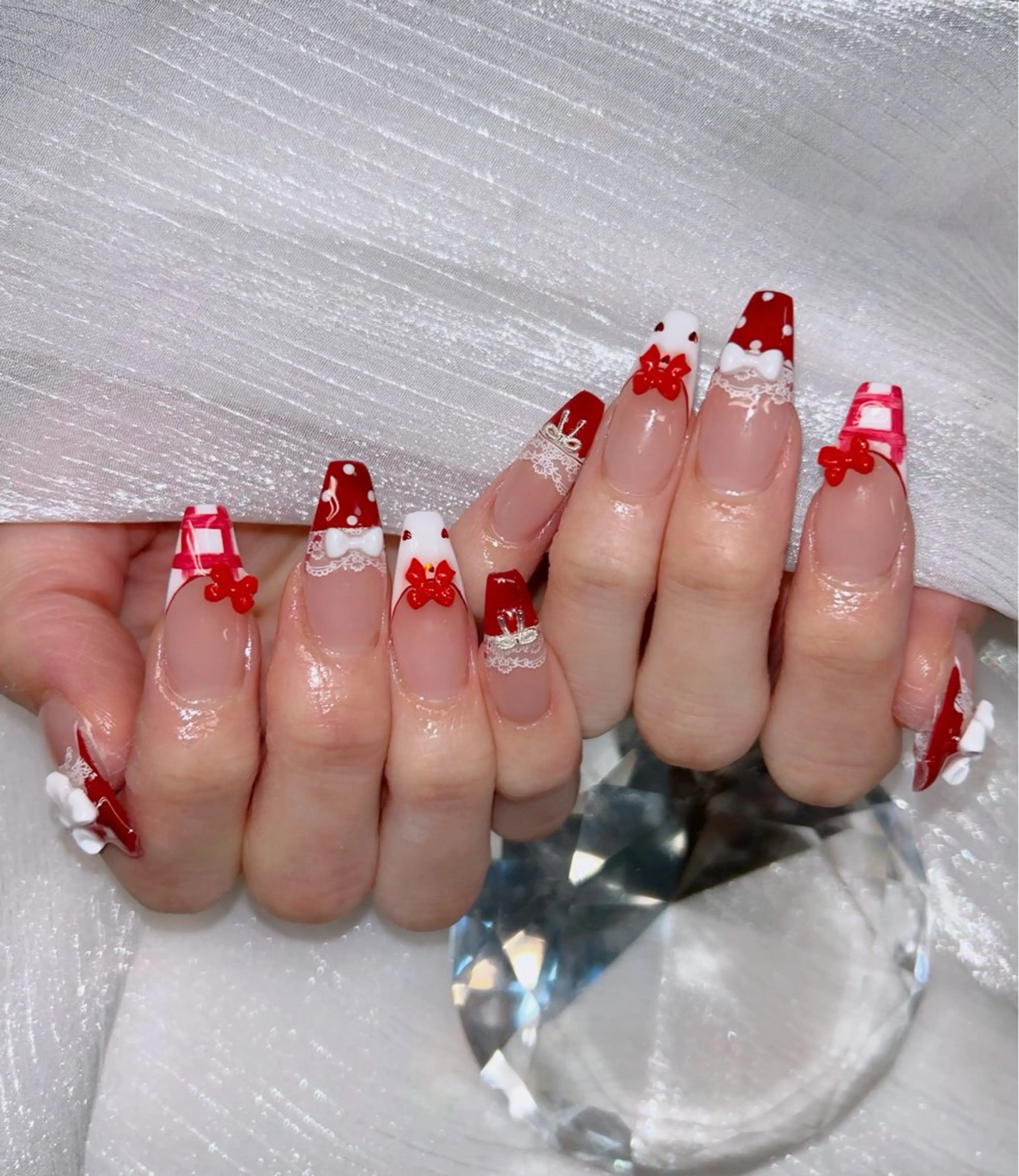 ネイル アートネイル オーロラネイル チークネイル 長さ出し フットネイル ハンドネイル Chan nailsのネイルデザイン