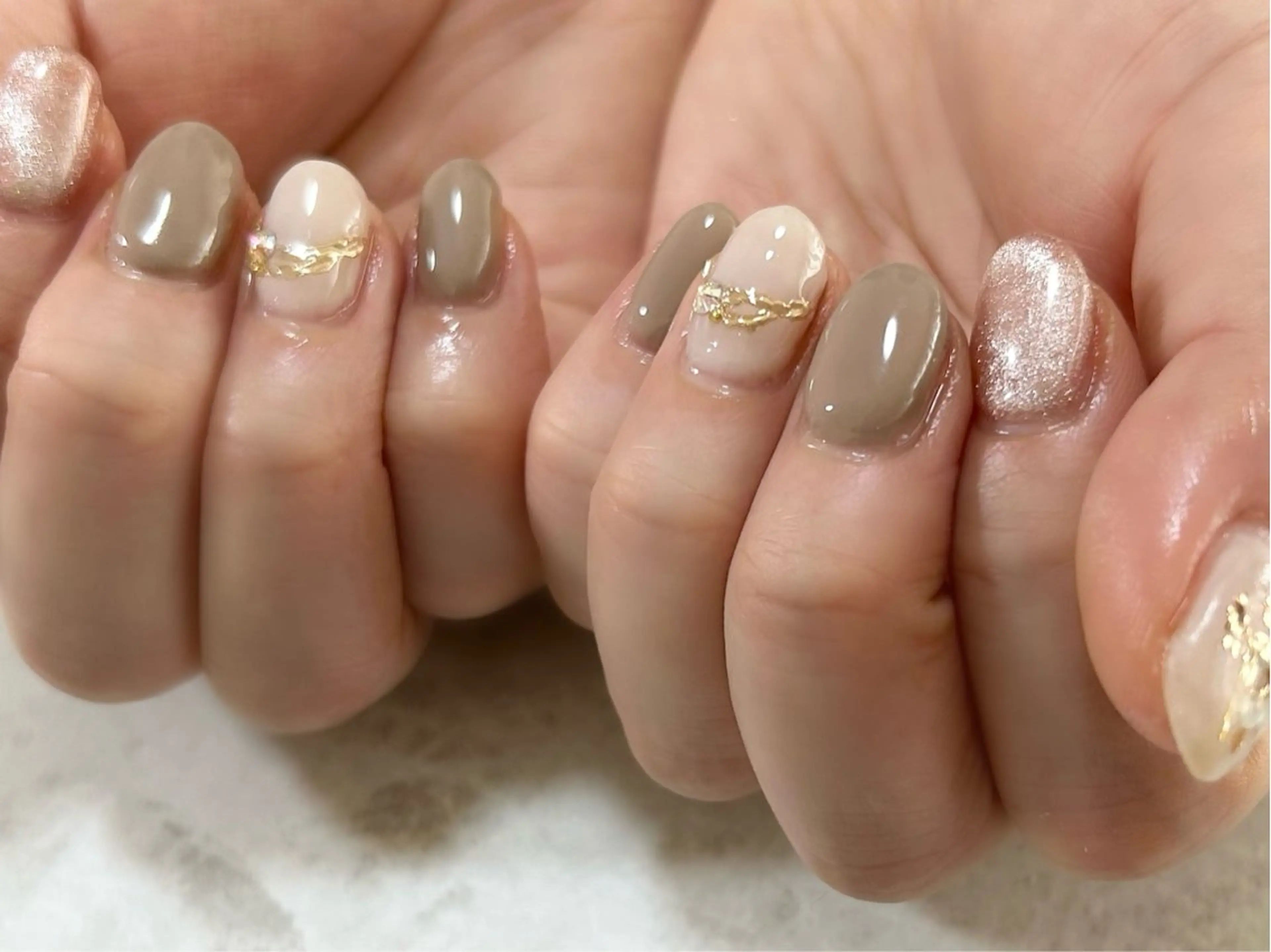 ネイル マグネットネイル ハンドネイル M's salonのネイルデザイン