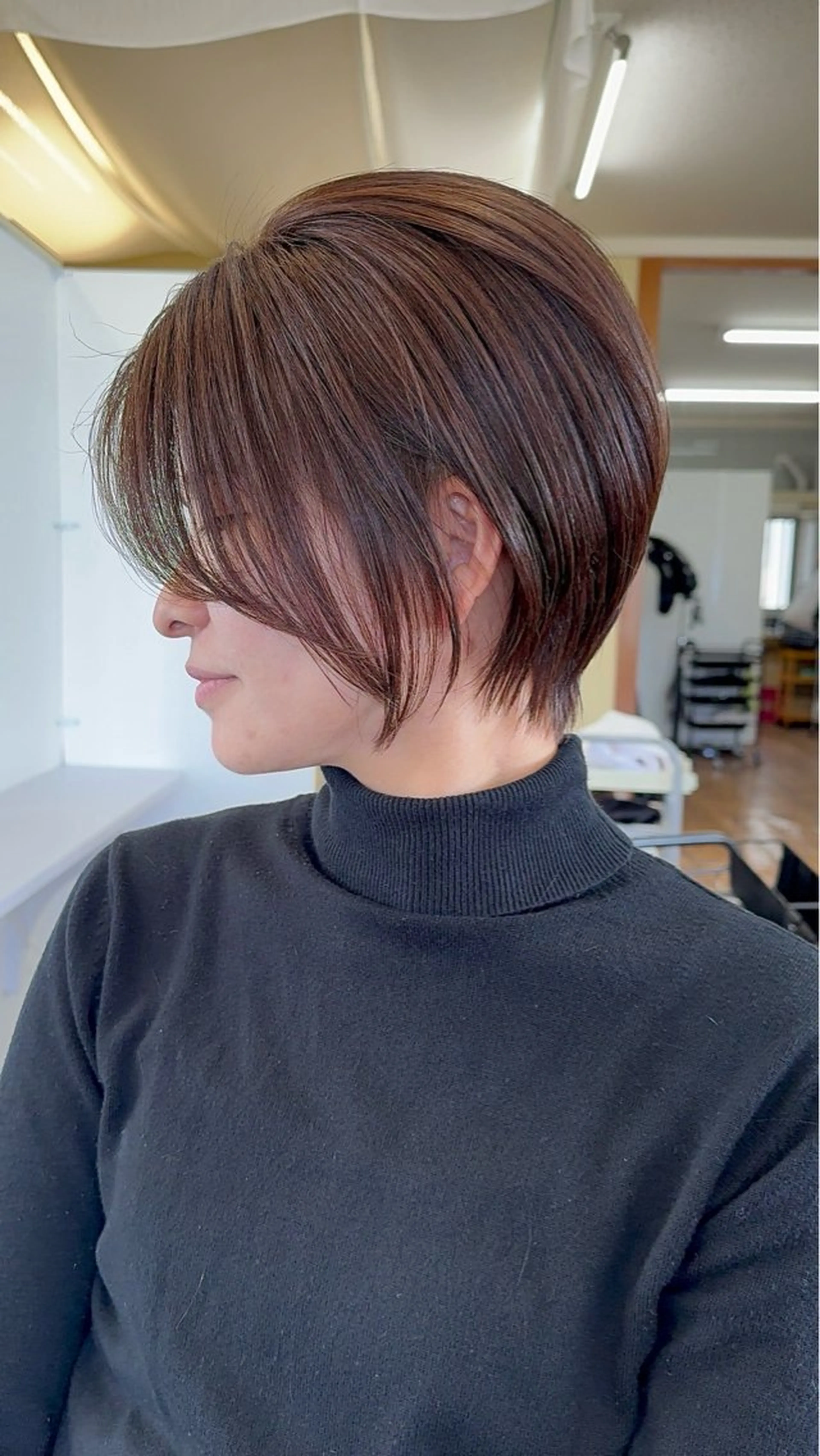 ショート 尾形 日和のヘアスタイル