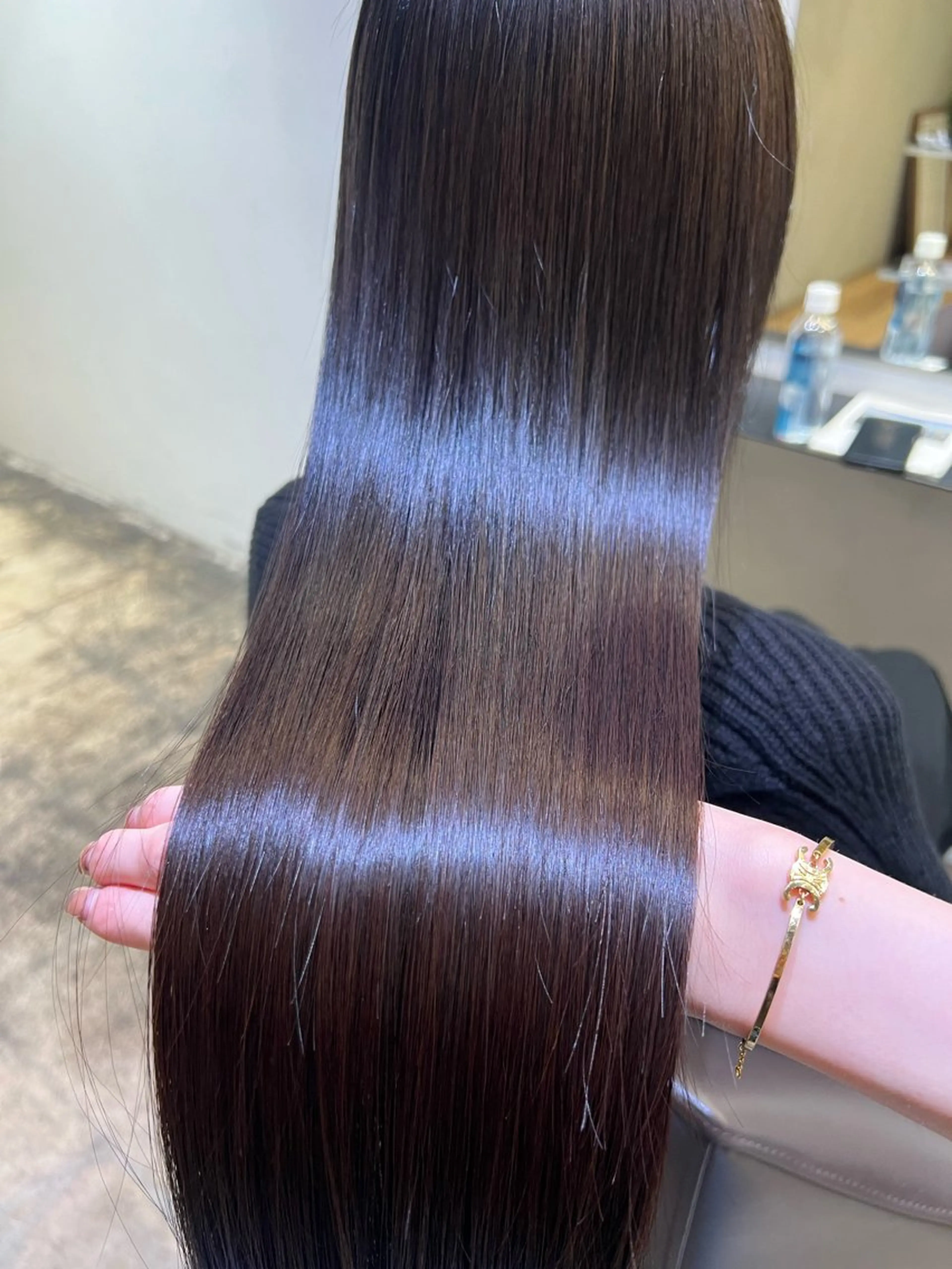 半額以下！12月限定！【整えカット+艶髪ストレート+TR】※メンズ不可の写真