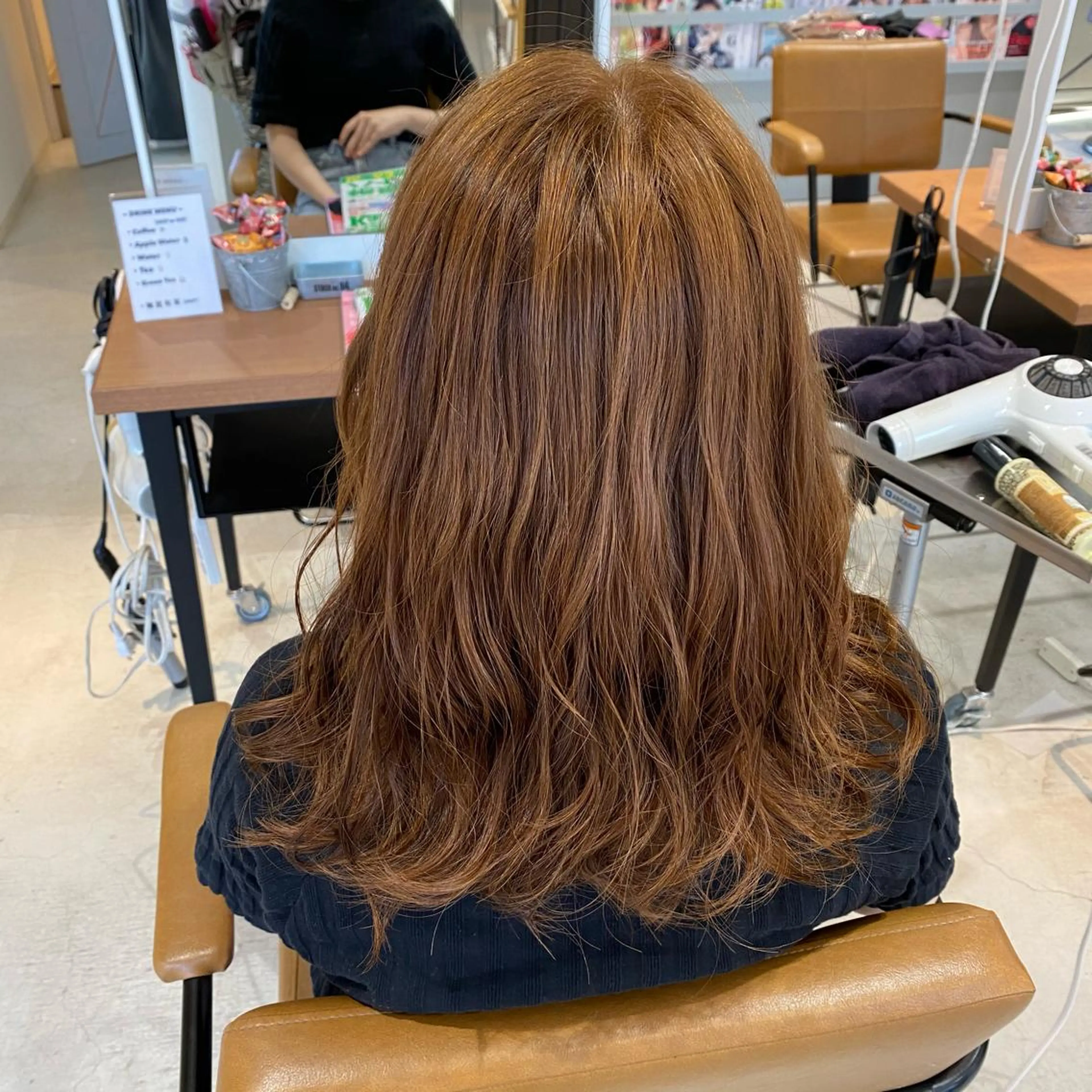 セミロング MOE🐈‍⬛🎀 エクステ/ワンホンのヘアスタイル