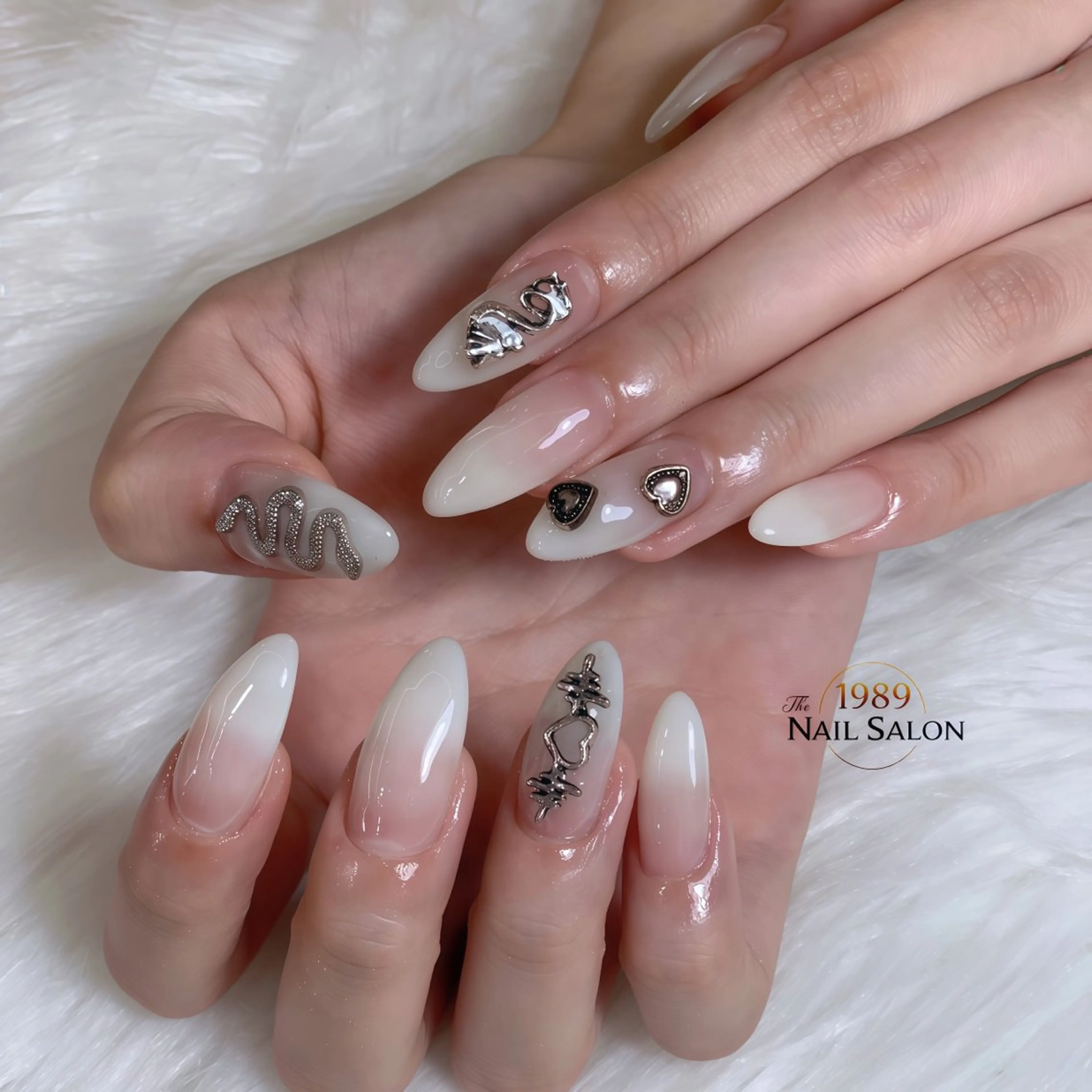 ネイル ハンドネイル The 1989 Nail Salonのネイルデザイン