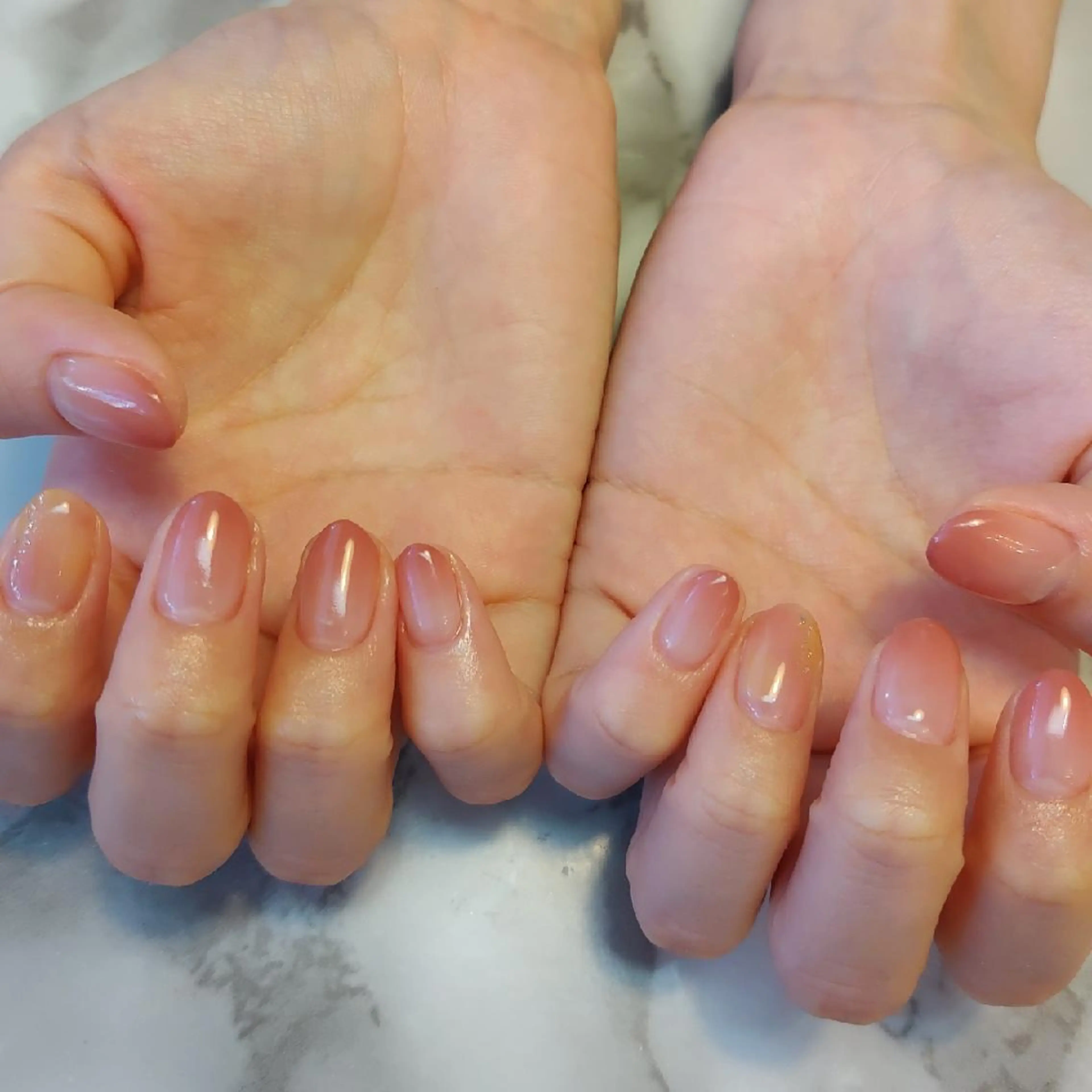 ネイル グラデーション ジェヌインネイル 河内のネイルデザイン