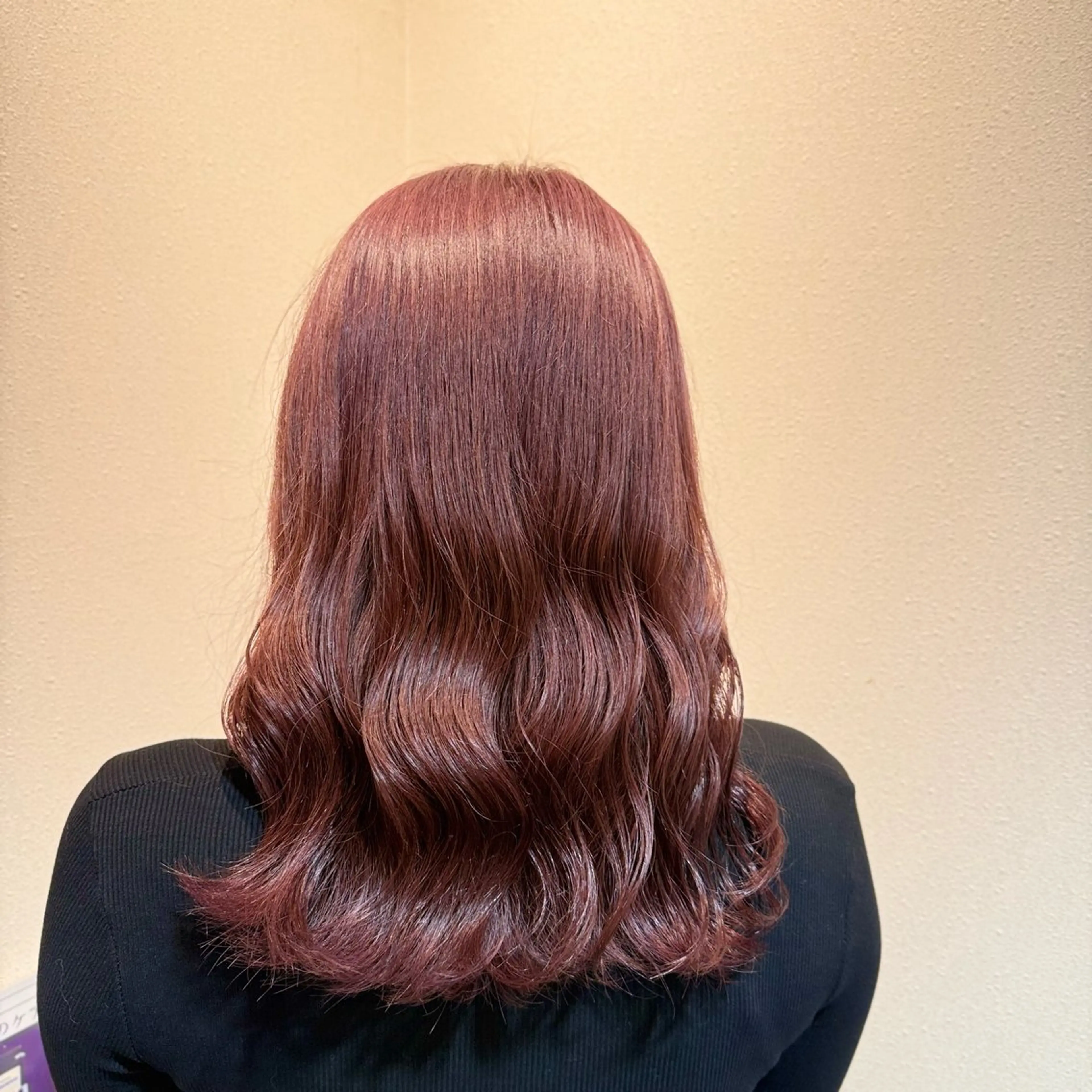 ミディアム カラー ブリーチ ラベンダーカラー レッドカラー ヘアカラー 野崎 桃実のヘアスタイル