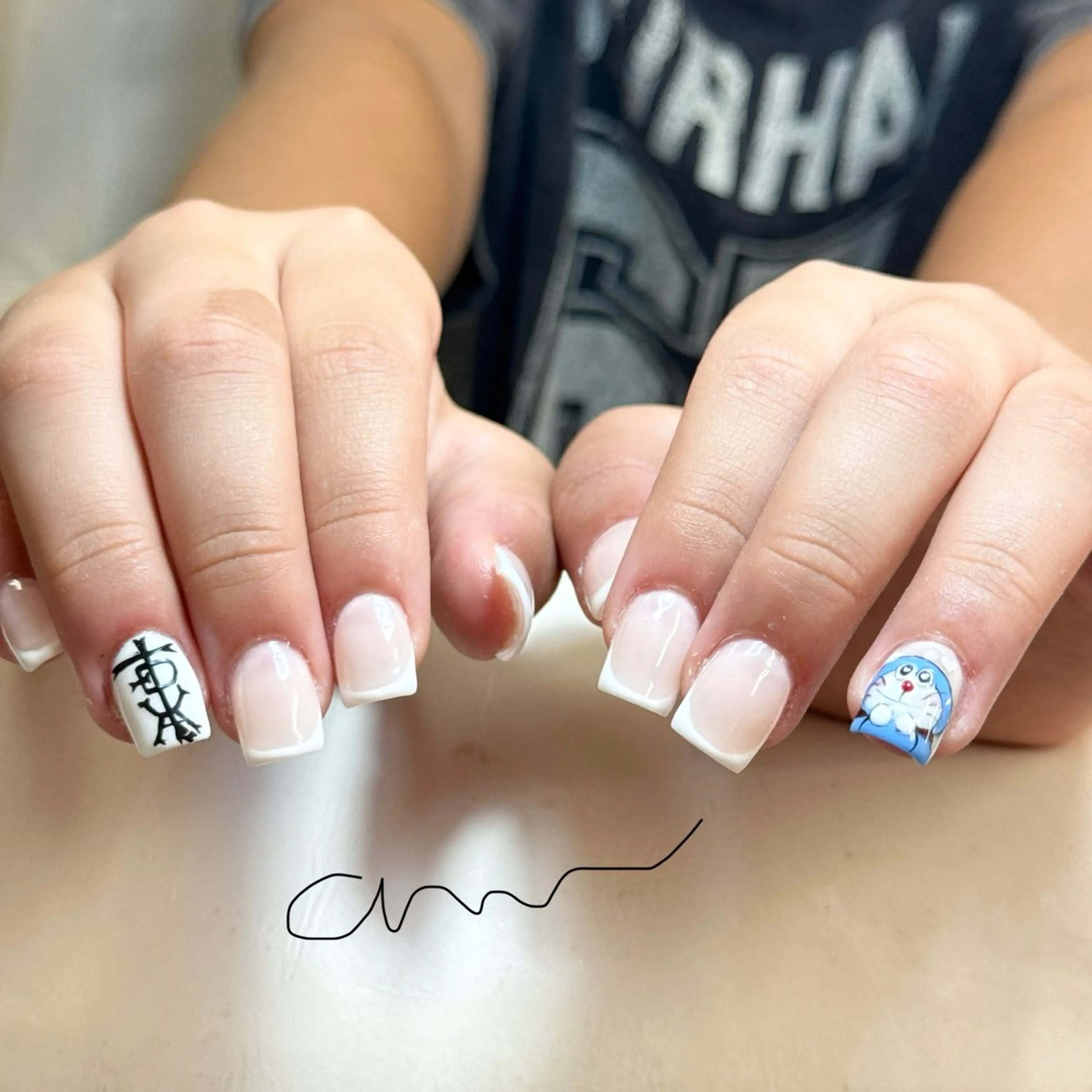 ネイル アートネイル オーロラネイル チークネイル 長さ出し フットネイル ハンドネイル Anh 高田馬場のネイルデザイン