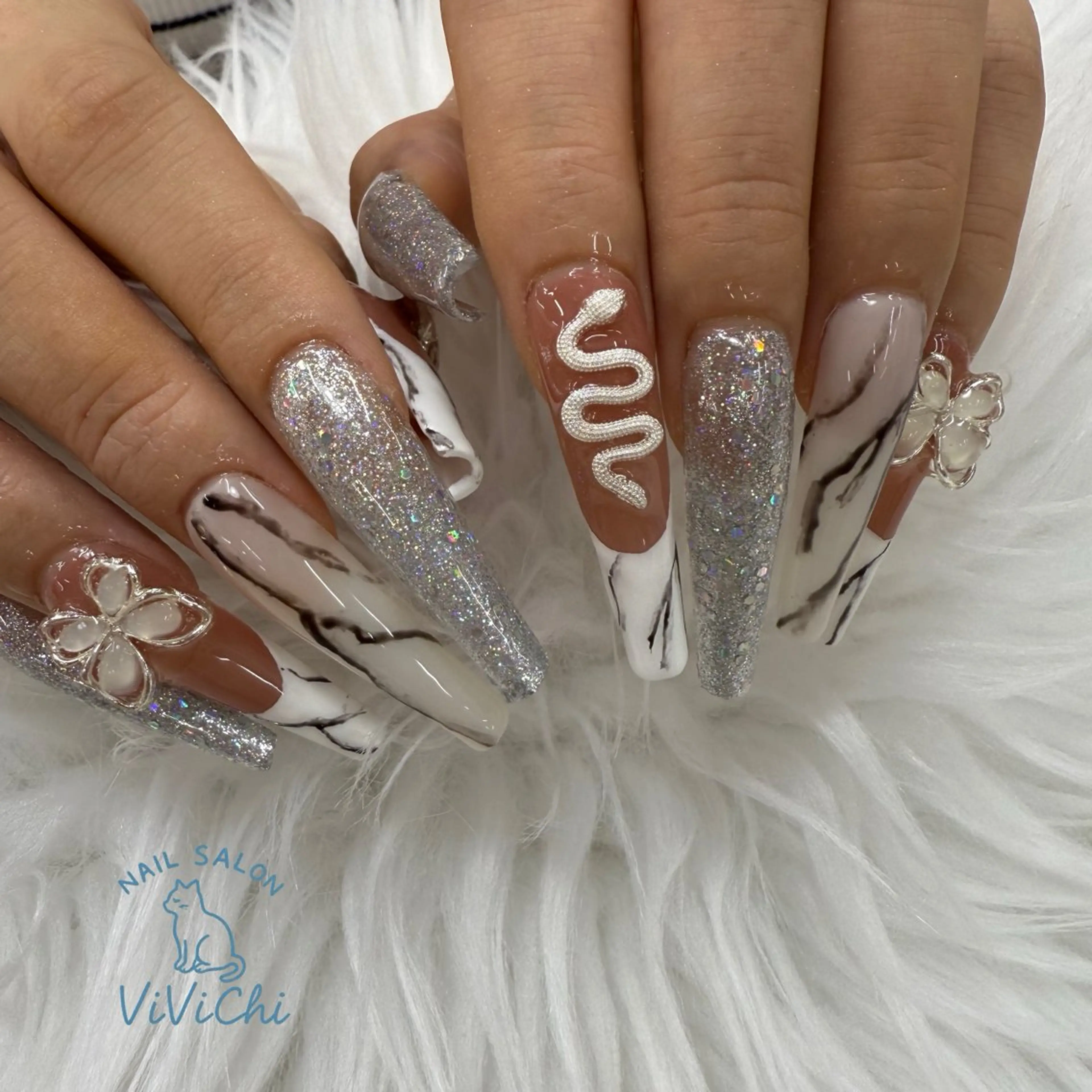 ネイル NAILSALON ViViChi所属・ViViChi 梨帆のネイルデザイン