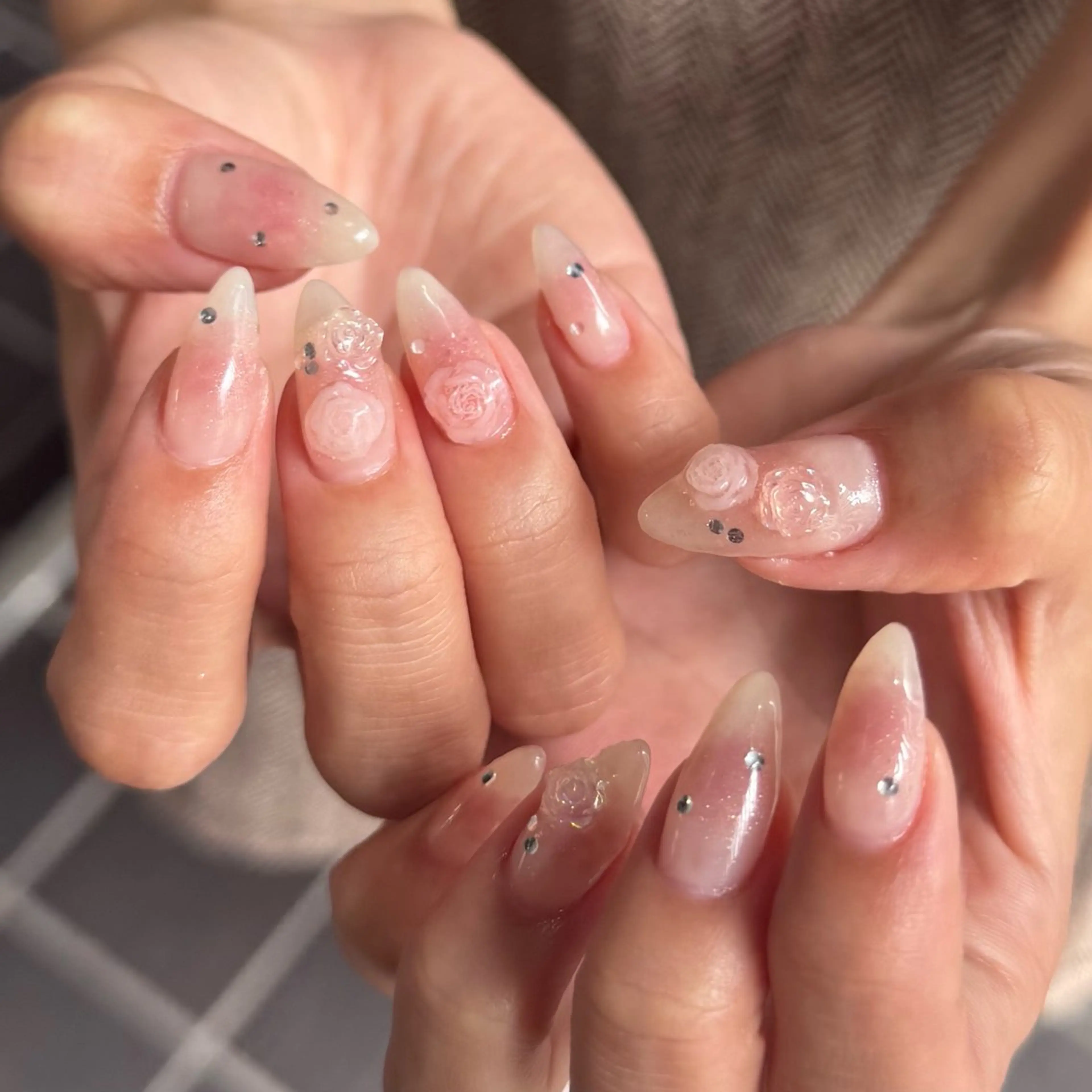 ミディアム 小川 柚香のネイルデザイン