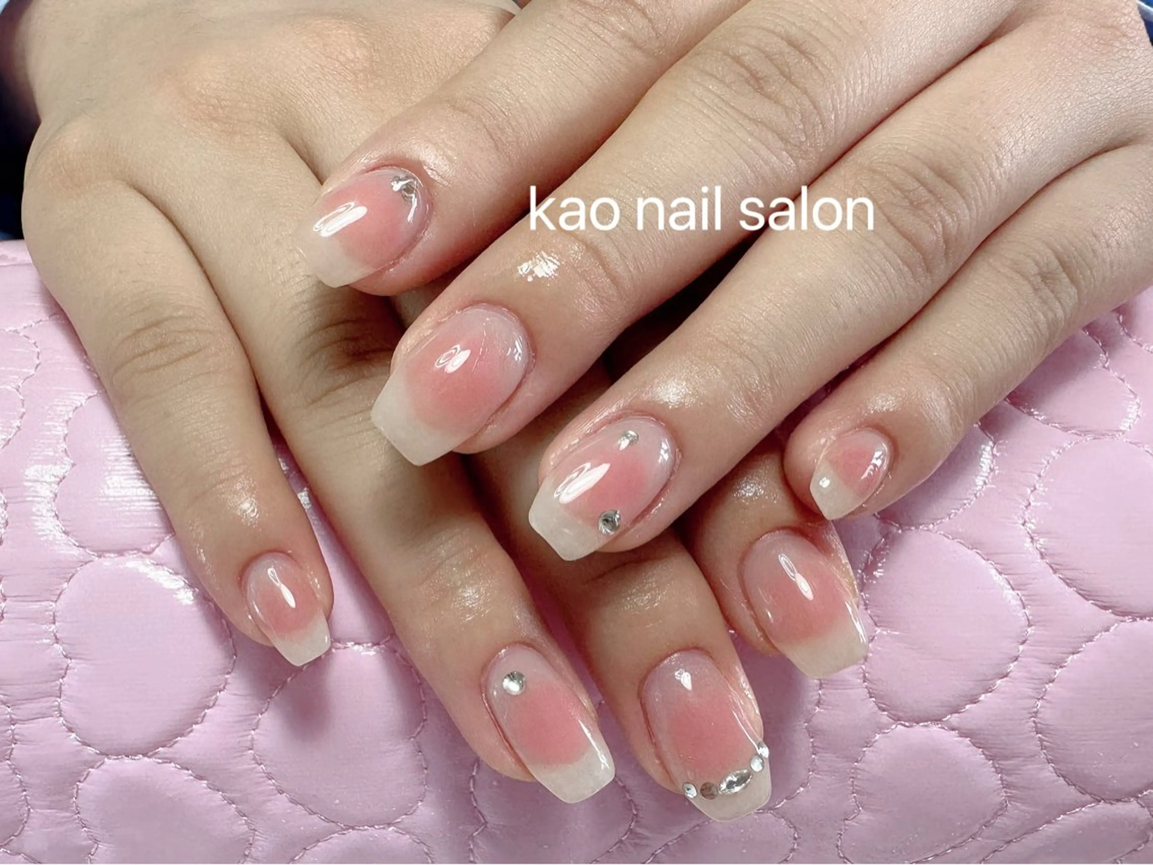 ネイル チークネイル 長さ出し フレンチネイル ジェルネイル ガラスフレンチ ハンドネイル kao nail マグネット/長さだしのネイルデザイン